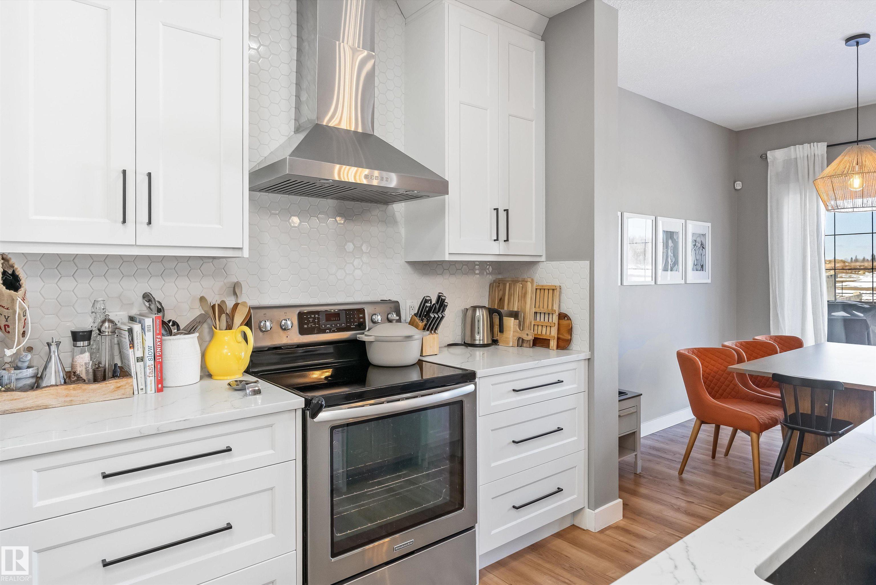 https://zimg.paragon.ice.com/ParagonImages/Property/PM/RAE/225397856/14/0/0/d9fbbe0e6adbb6f90a9e54d907c37934/1/0e7011a63c9e3edb1a797d6bd6d8c400/225397856-b64034eb-6795-4812-bc65-d39318210604.JPG