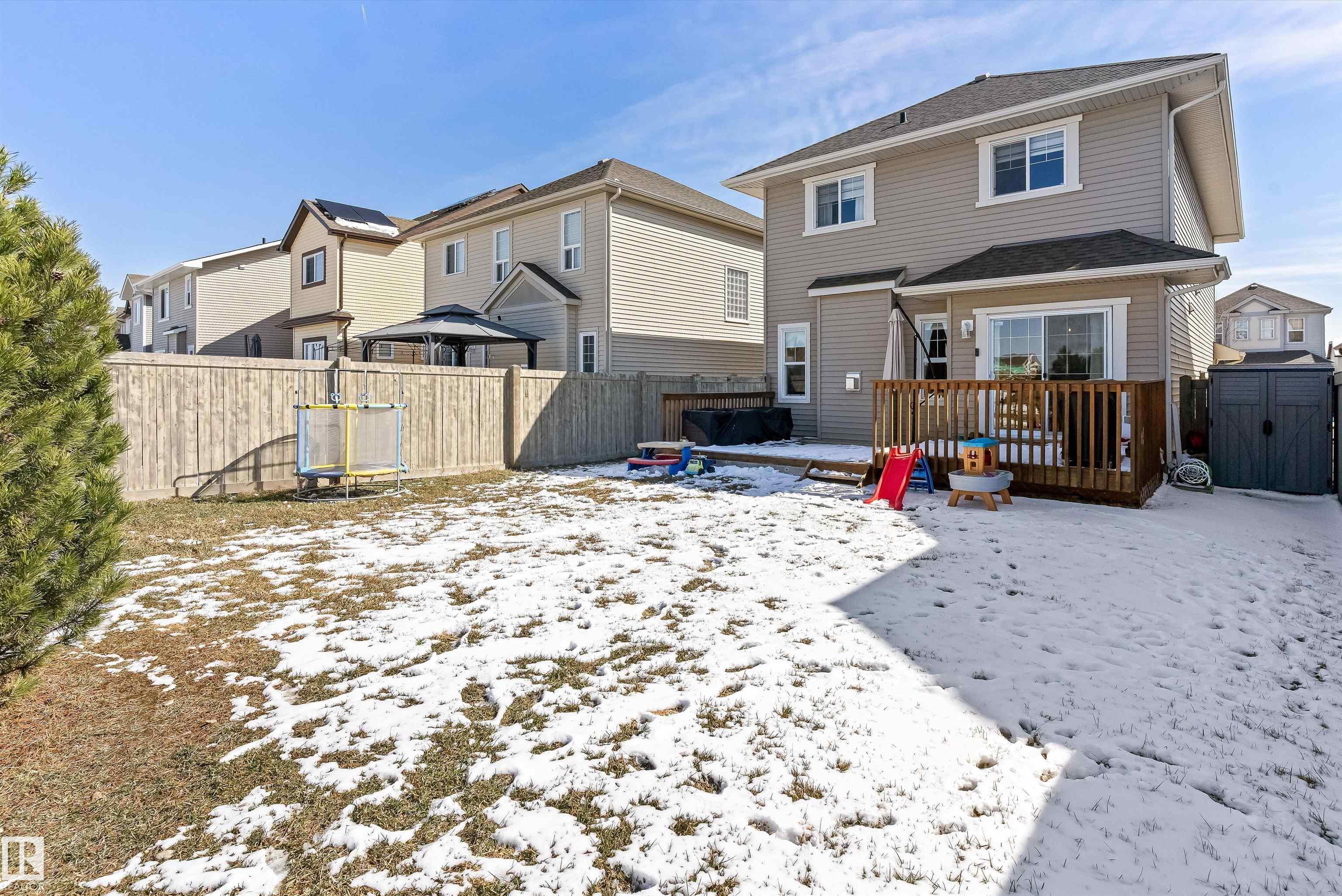 https://zimg.paragon.ice.com/ParagonImages/Property/PM/RAE/225397856/40/0/0/9b0c8fb15aee1cb32b9a709d0dd6ea01/1/0e7011a63c9e3edb1a797d6bd6d8c400/225397856-0acc286c-2b8a-4ffe-a467-3e7028d9b171.JPG