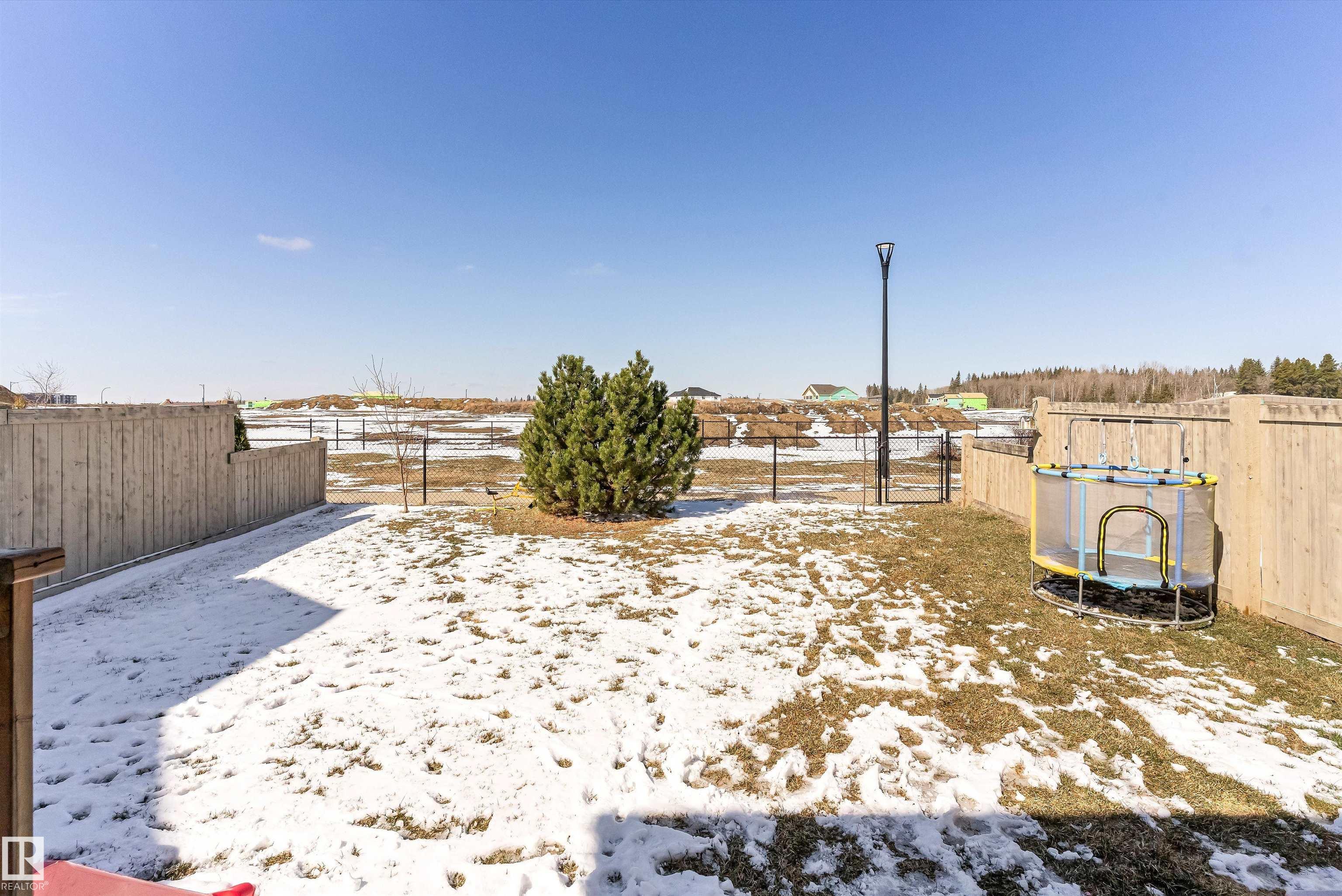 https://zimg.paragon.ice.com/ParagonImages/Property/PM/RAE/225397856/41/0/0/6b50e9ced5e73c09bd66886d6cfb1f08/1/0e7011a63c9e3edb1a797d6bd6d8c400/225397856-fac55863-a2e3-45c6-b6e1-da2c80cc50ea.JPG