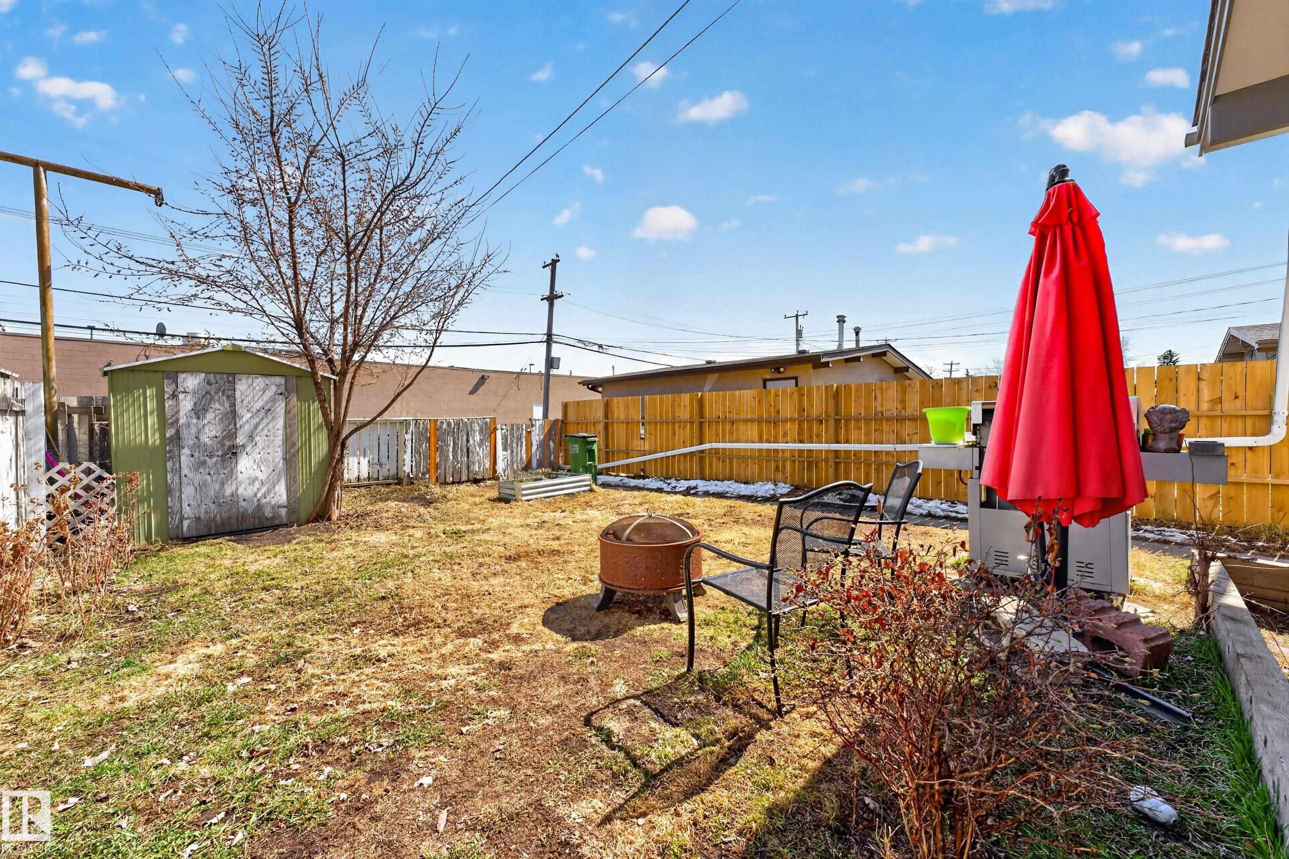 https://zimg.paragon.ice.com/ParagonImages/Property/PM/RAE/225397858/17/0/0/801578238888a348e9c559b589e04380/1/9f9bbb9caccbd237632f985964265e37/225397858-a8eac120-164b-4273-af98-7e29f01b0ba6.JPG
