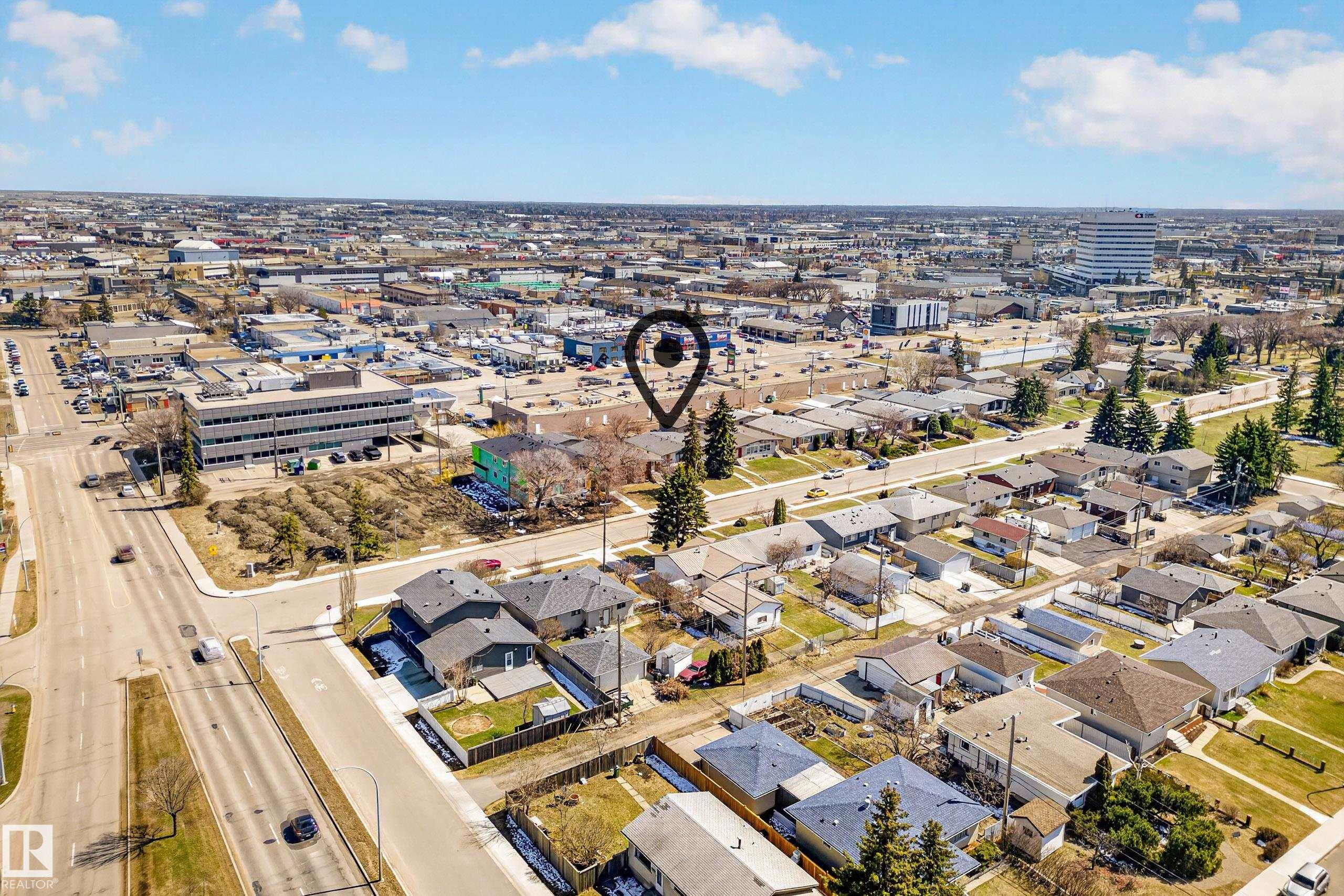 https://zimg.paragon.ice.com/ParagonImages/Property/PM/RAE/225397858/9/0/0/74dfc2023f1681a5a6683fdce2f65256/1/9f9bbb9caccbd237632f985964265e37/225397858-70523092-b3e9-47d9-8fa2-cdafc3bba132.JPG