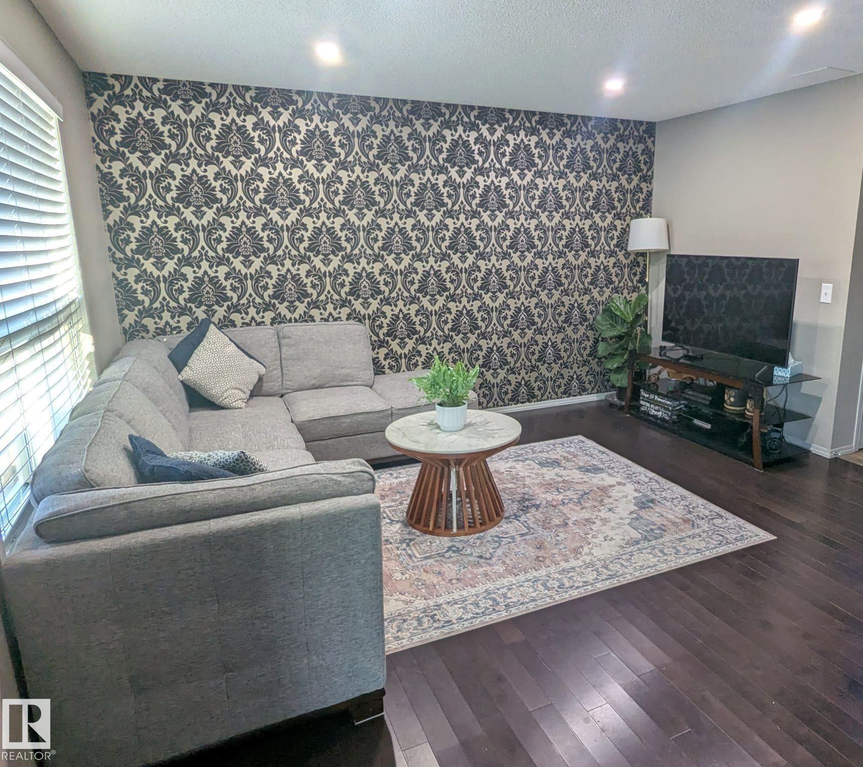 Picture for 3336 17B AV NW NW