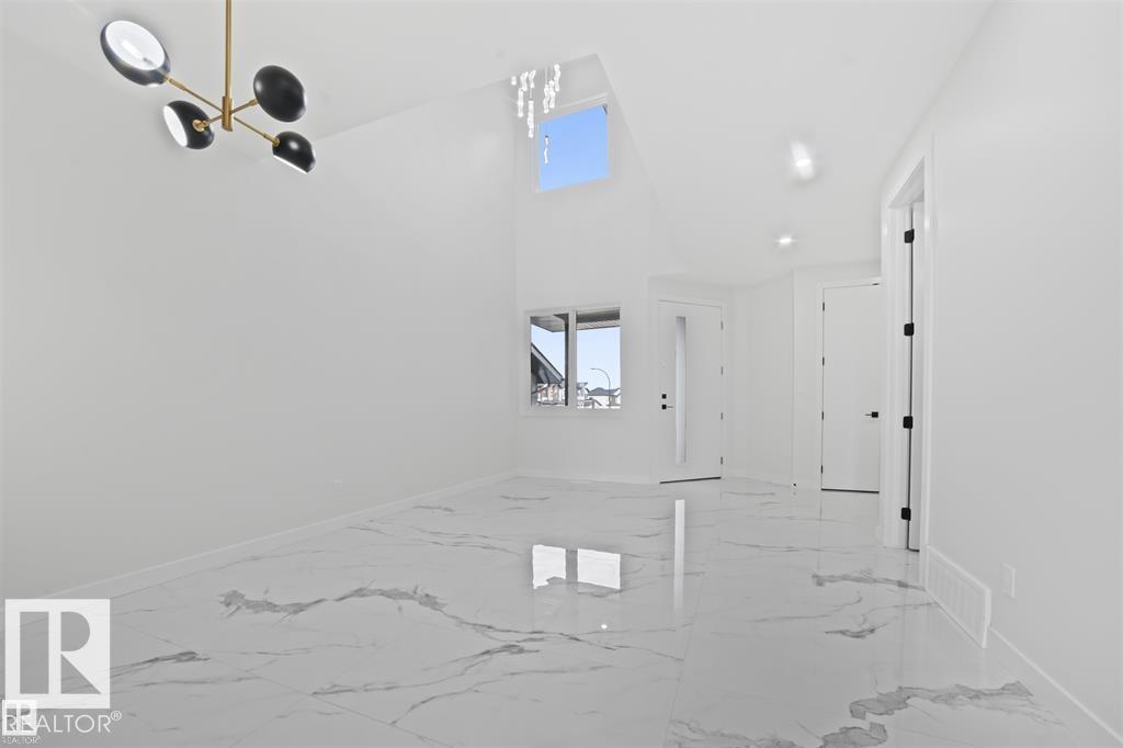 https://zimg.paragon.ice.com/ParagonImages/Property/PM/RAE/225397891/17/0/0/66639f2b3c2eff253bdfa959931a1e41/1/5b2555a2cf3b636cccfd2b34d5d3223c/225397891-ca2905ac-e9ce-424c-9397-c650840d1190.JPG