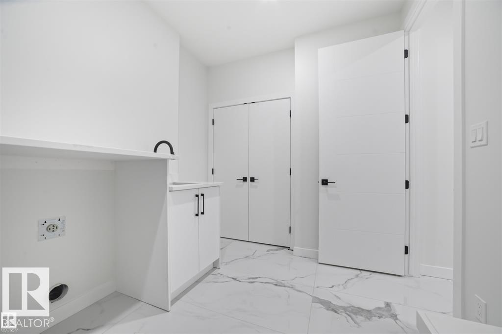 https://zimg.paragon.ice.com/ParagonImages/Property/PM/RAE/225397891/20/0/0/31c2967e85c4c93b6419cbb929a7de89/1/5b2555a2cf3b636cccfd2b34d5d3223c/225397891-bbeb475a-e2ac-4ce5-bf6b-2428f925ef1e.JPG