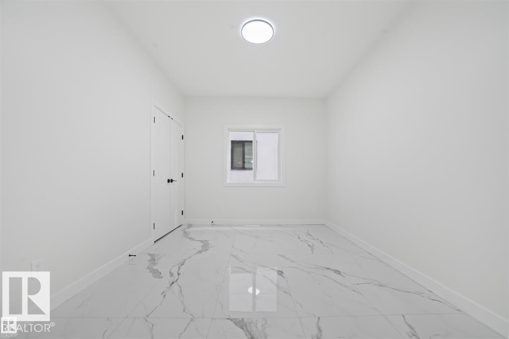https://zimg.paragon.ice.com/ParagonImages/Property/PM/RAE/225397891/21/0/0/626f73e90cdab08f3bc16869f7bc919b/1/5b2555a2cf3b636cccfd2b34d5d3223c/225397891-f3c867e9-14f9-43cf-91a6-917029c7ed11.JPG