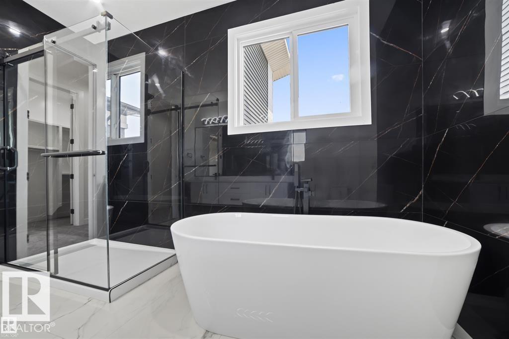 https://zimg.paragon.ice.com/ParagonImages/Property/PM/RAE/225397891/32/0/0/4b549d22c6eaf6d1be2ad8e2075f20b4/1/5b2555a2cf3b636cccfd2b34d5d3223c/225397891-bd6e7669-1253-41b1-8080-48c8120ef1ab.JPG