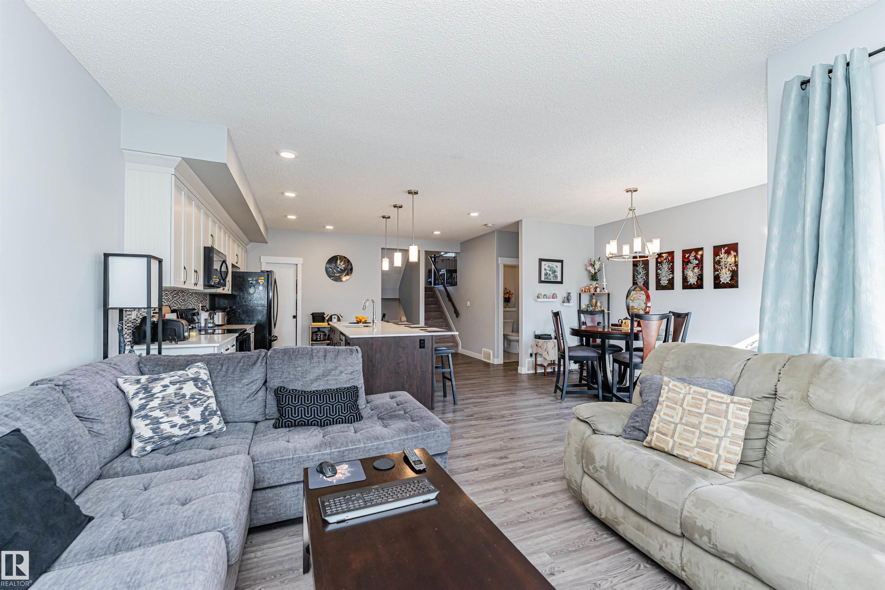 https://zimg.paragon.ice.com/ParagonImages/Property/PM/RAE/225397897/17/0/0/a489b59a86cedebbf8f5a0400b0d8010/1/0ae6f055d86f16deb29ea35e389b5272/225397897-15863a9f-5db4-4e5c-8917-e718ebfd220e.JPG
