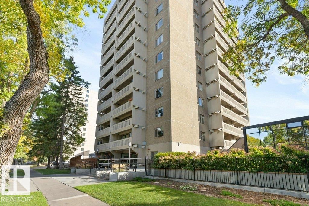 Photo 2 at 202 - 9809 110 Street NW, Wîhkwêntôwin, Edmonton