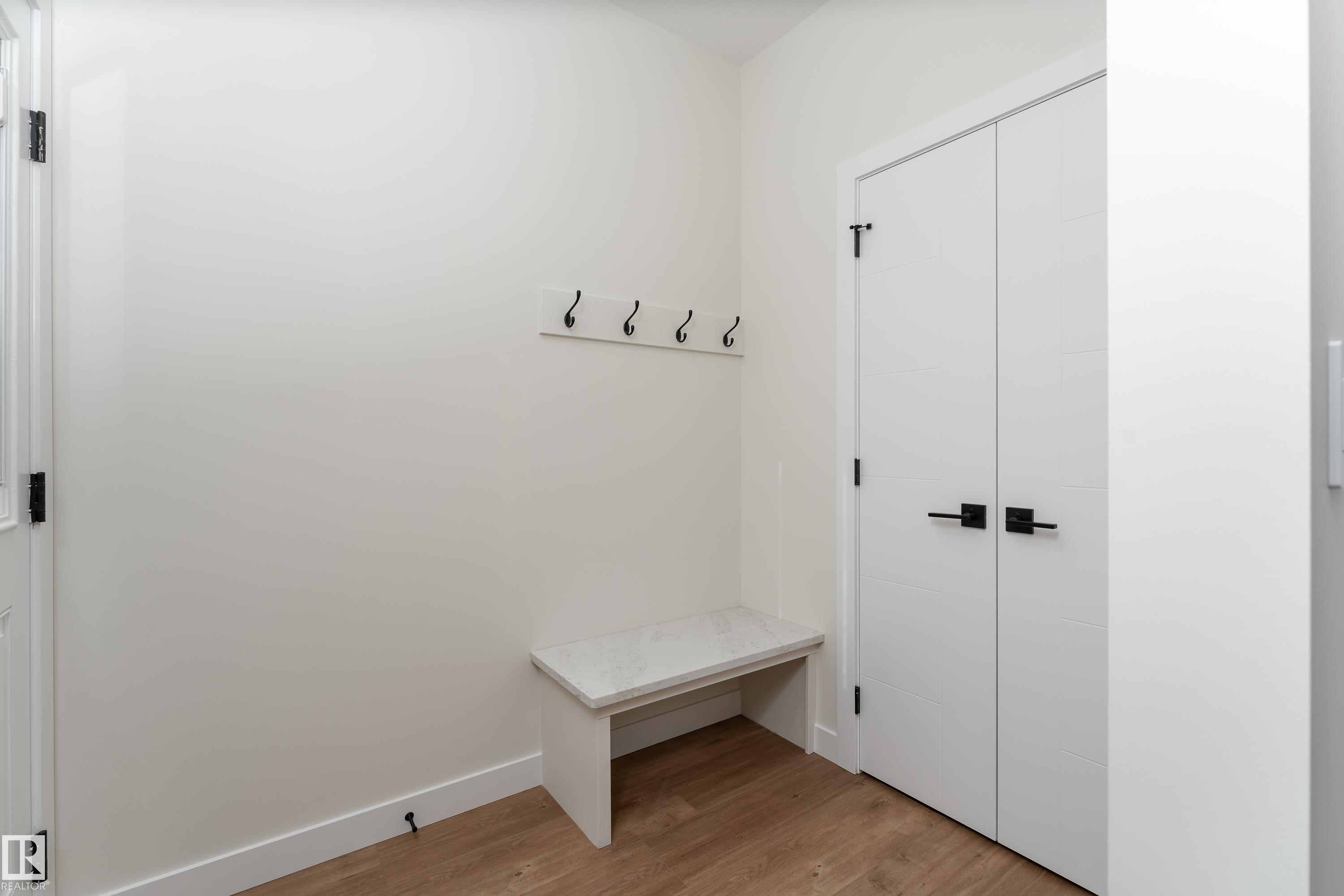 https://zimg.paragon.ice.com/ParagonImages/Property/PM/RAE/225397902/17/0/0/860178c7084b2e66286705bab0b78e91/1/6996a6f2c3a0d54fc0800c8443f9feff/225397902-bd483ddd-55b1-4f08-a7fc-6f086788e0ed.JPG