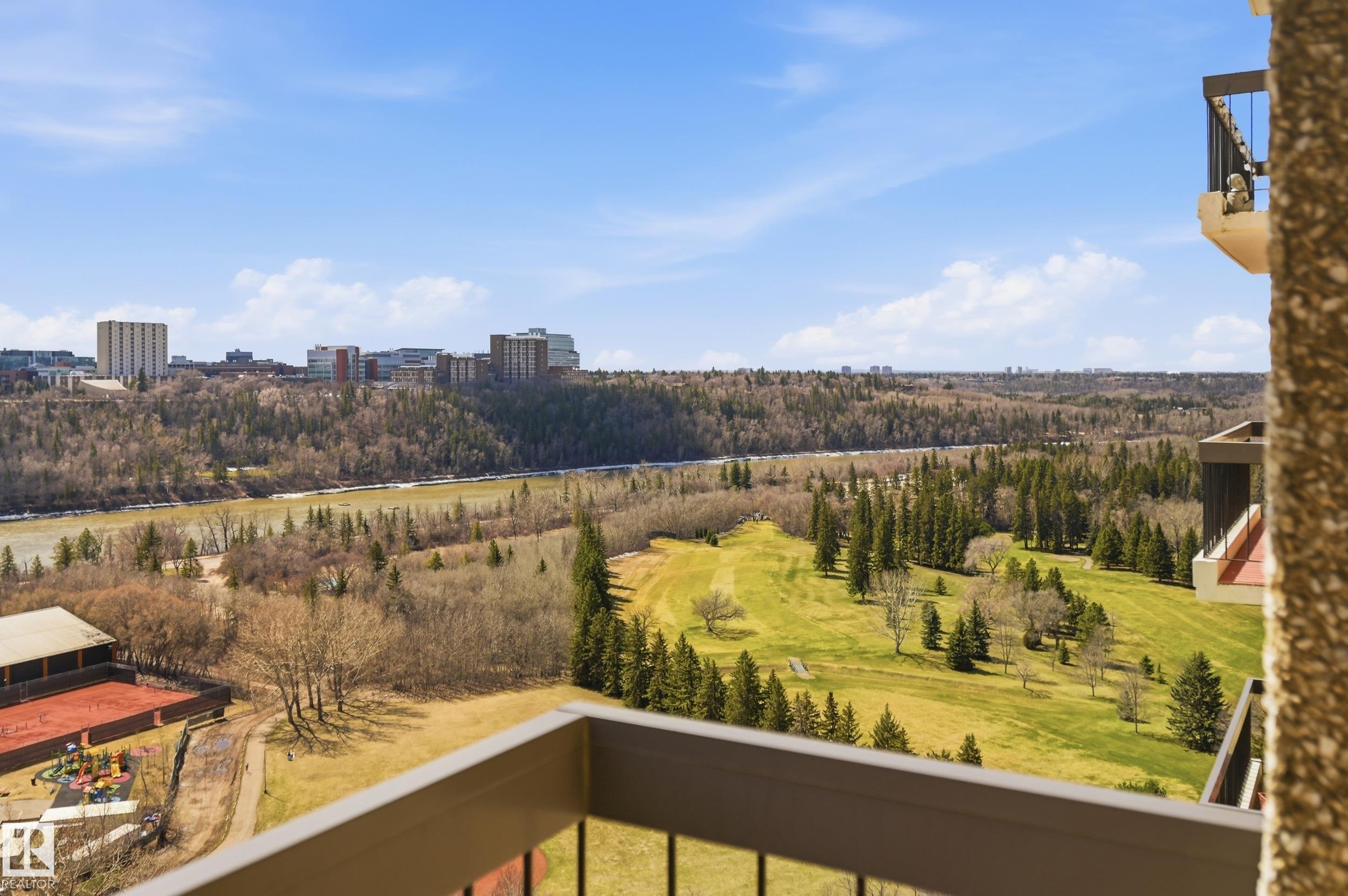 https://zimg.paragon.ice.com/ParagonImages/Property/PM/RAE/225397903/1/0/0/7d75e679c524a9bd02973362214fa1a5/1/912e9e15fee64093640accc3e61802b1/225397903-3b22201f-4c6e-4da8-b021-bbb33389c864.JPG
