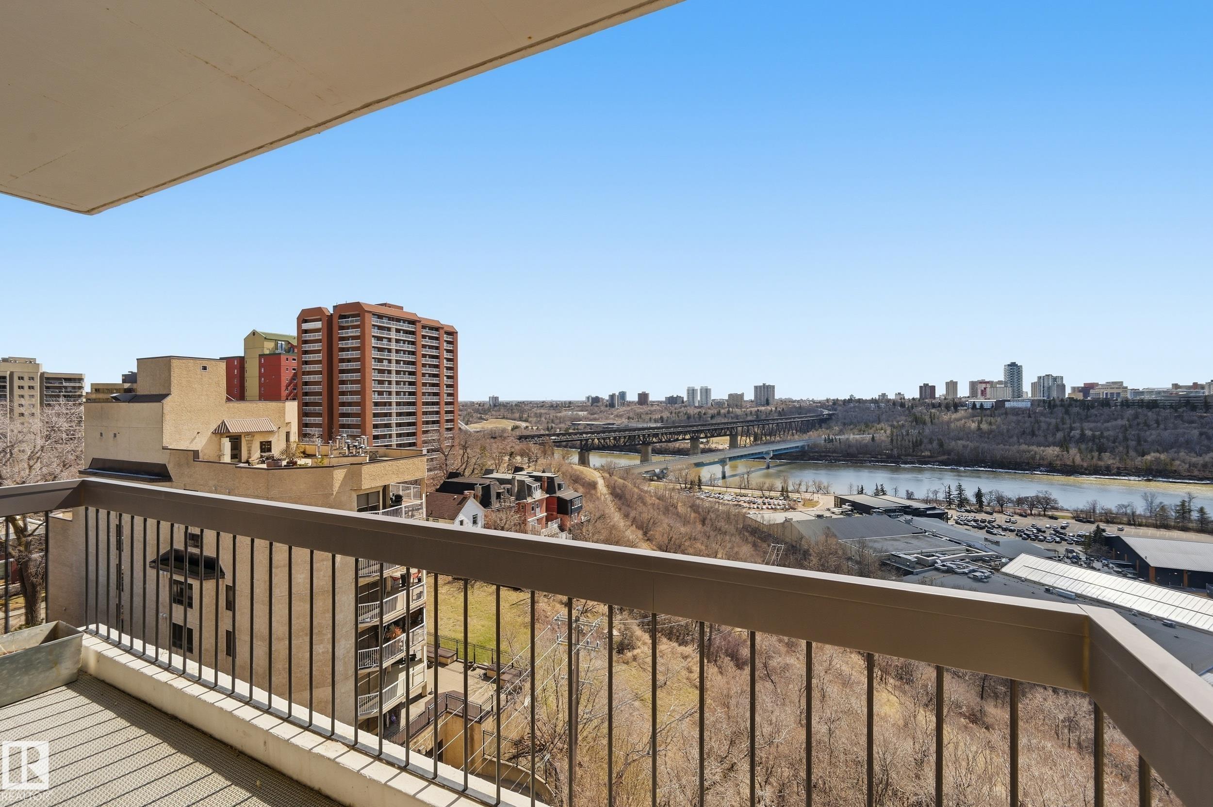 https://zimg.paragon.ice.com/ParagonImages/Property/PM/RAE/225397903/4/0/0/56683d8f4cec3e8a25985c200076d5b8/1/912e9e15fee64093640accc3e61802b1/225397903-cfa9bae5-b6e8-4d41-94b6-6b7ee4472890.JPG