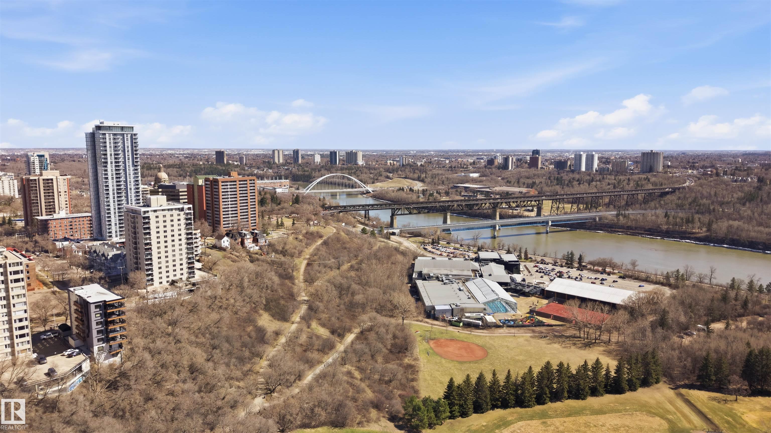 https://zimg.paragon.ice.com/ParagonImages/Property/PM/RAE/225397903/45/0/0/2a2c7ebf53a11f0674345bcd9c92567c/1/912e9e15fee64093640accc3e61802b1/225397903-75733048-0581-43bf-9fa8-4753c1e1e6b9.JPG
