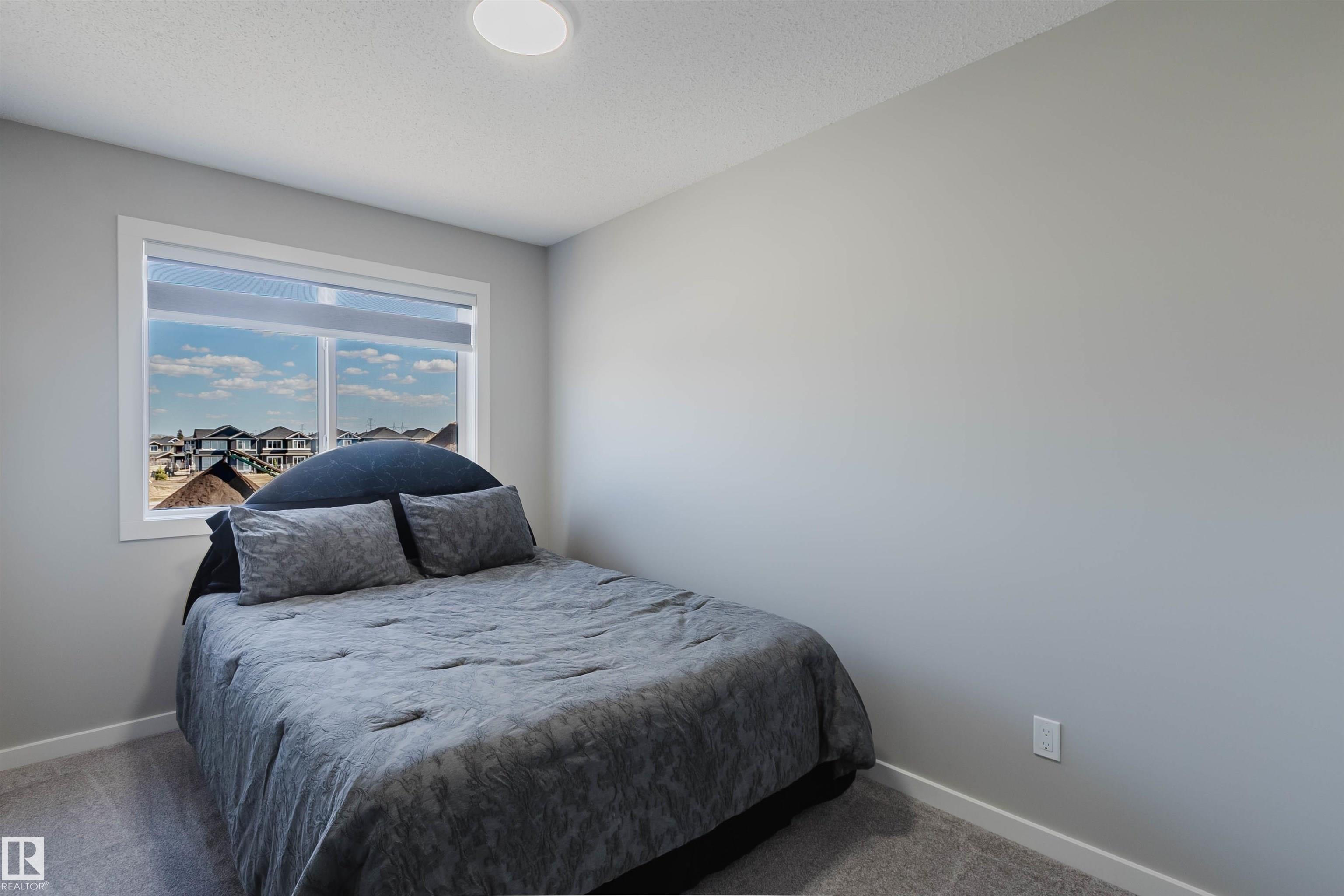 https://zimg.paragon.ice.com/ParagonImages/Property/PM/RAE/225397907/18/0/0/71f24ea9c1aa6bf0a316608a473185d6/1/603da4874f5e03a51a93836285e4d61f/225397907-60f2ede4-ad1c-4641-90bb-5292851ff4a0.JPG