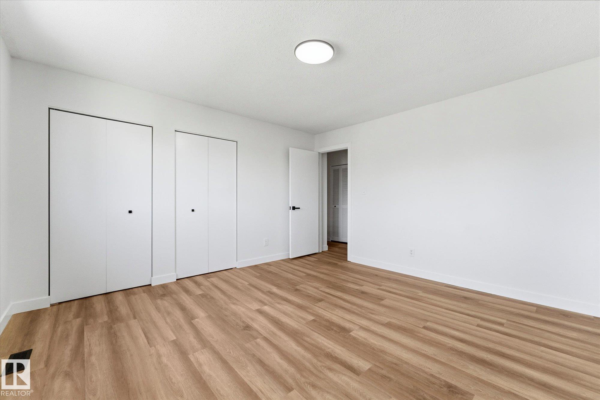 Photo 23 at 4224 110 Street NW, Rideau Park, Edmonton