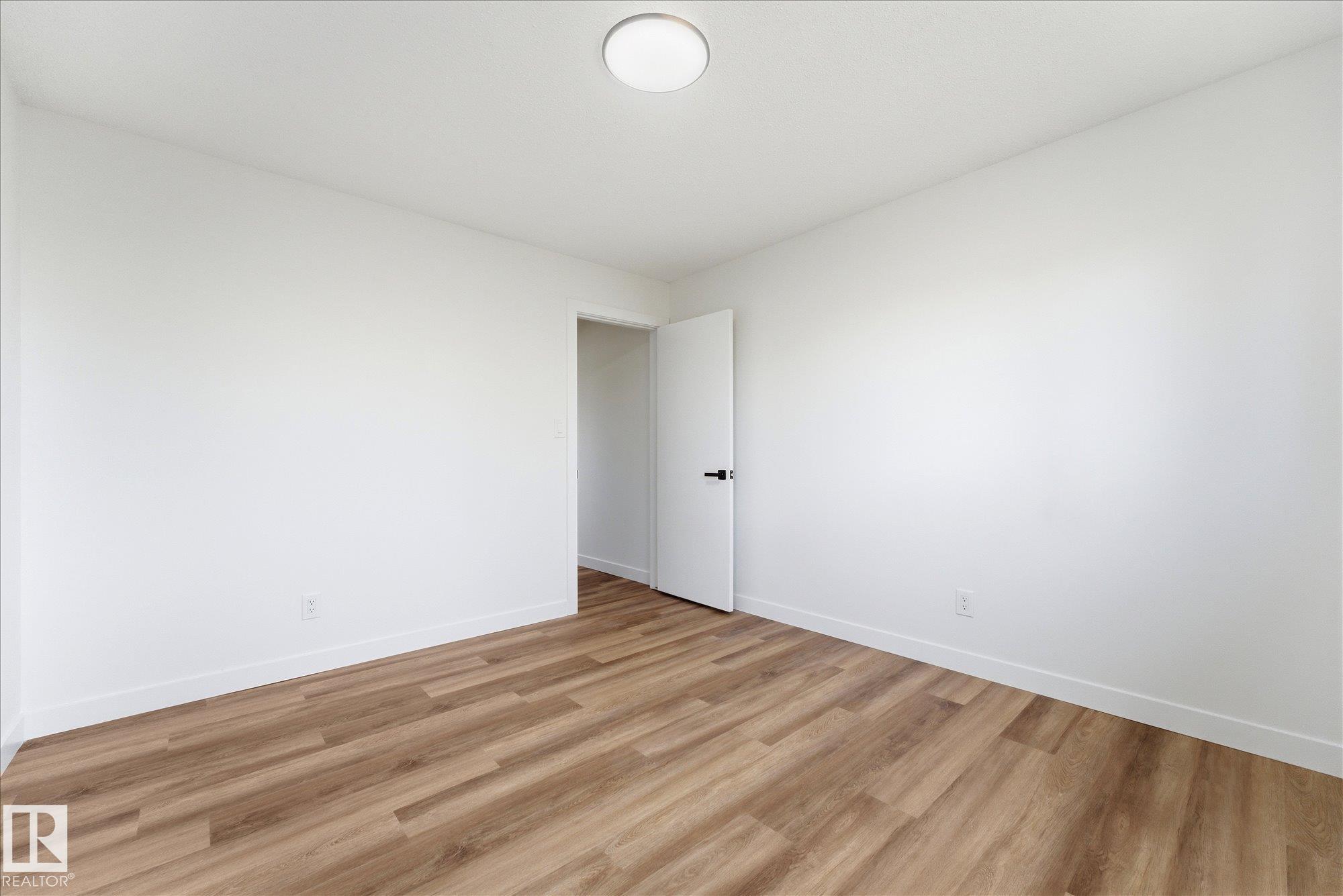 Photo 29 at 4224 110 Street NW, Rideau Park, Edmonton