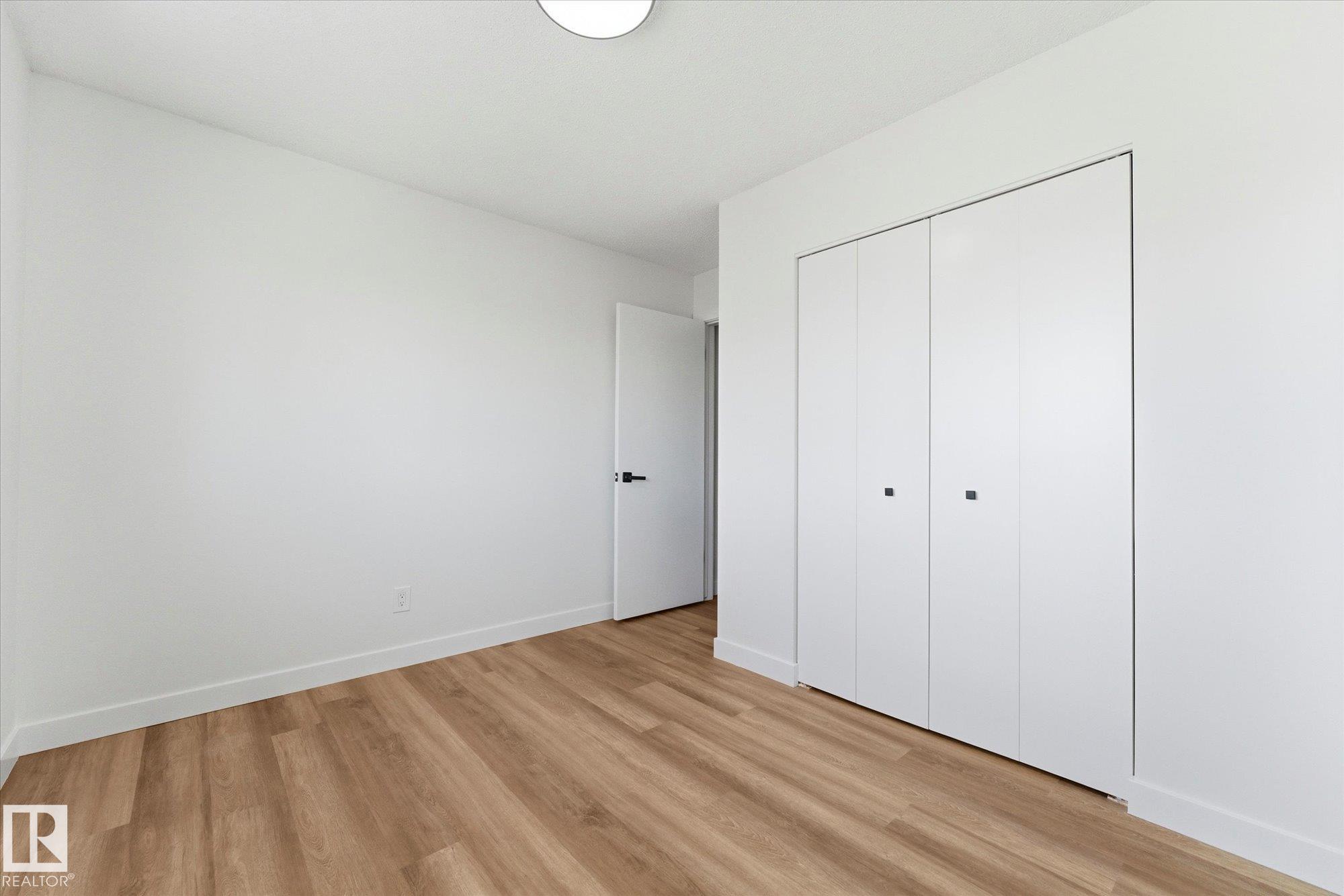 Photo 31 at 4224 110 Street NW, Rideau Park, Edmonton