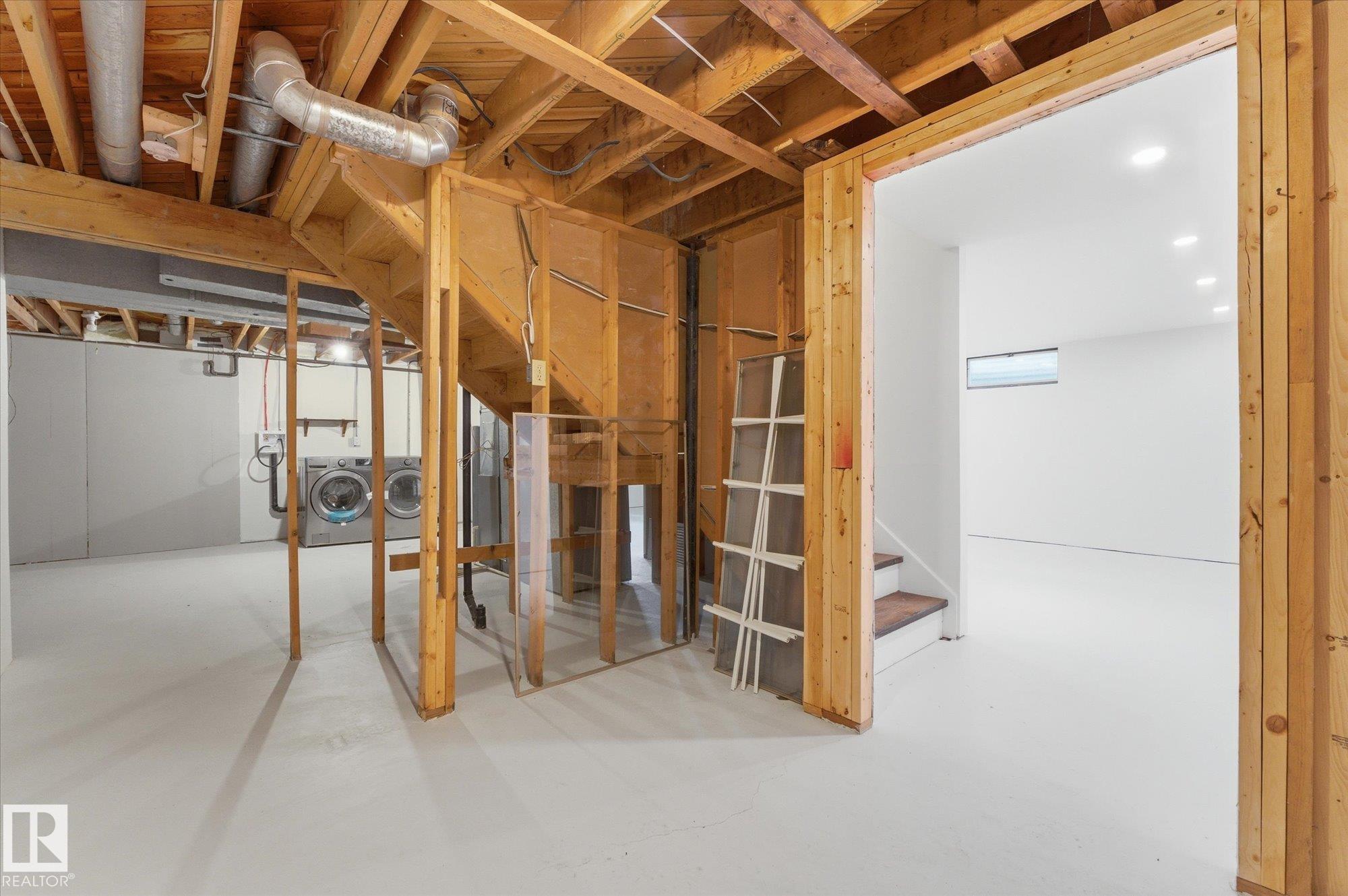 Photo 34 at 4224 110 Street NW, Rideau Park, Edmonton