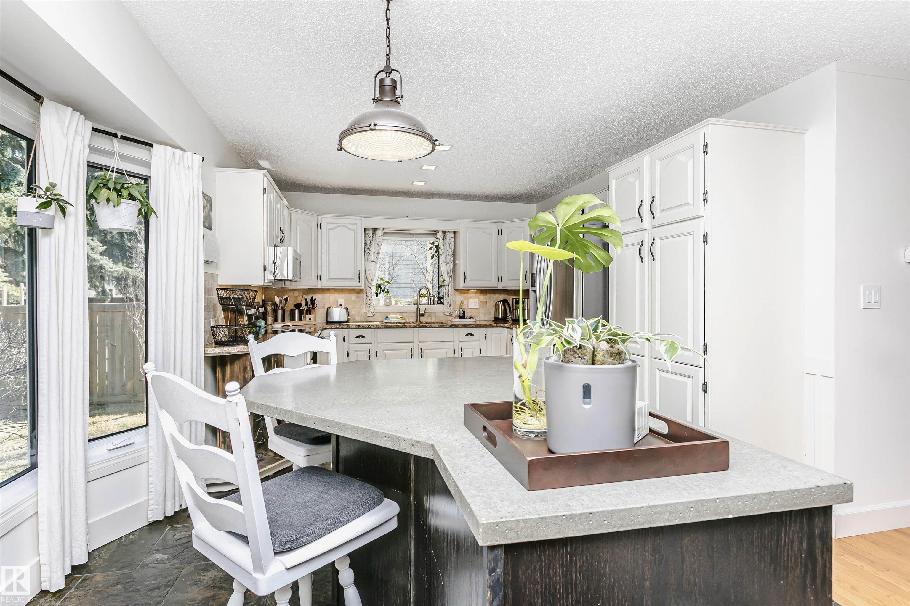 Photo 14 at 17820 57 Avenue NW, Dechene, Edmonton