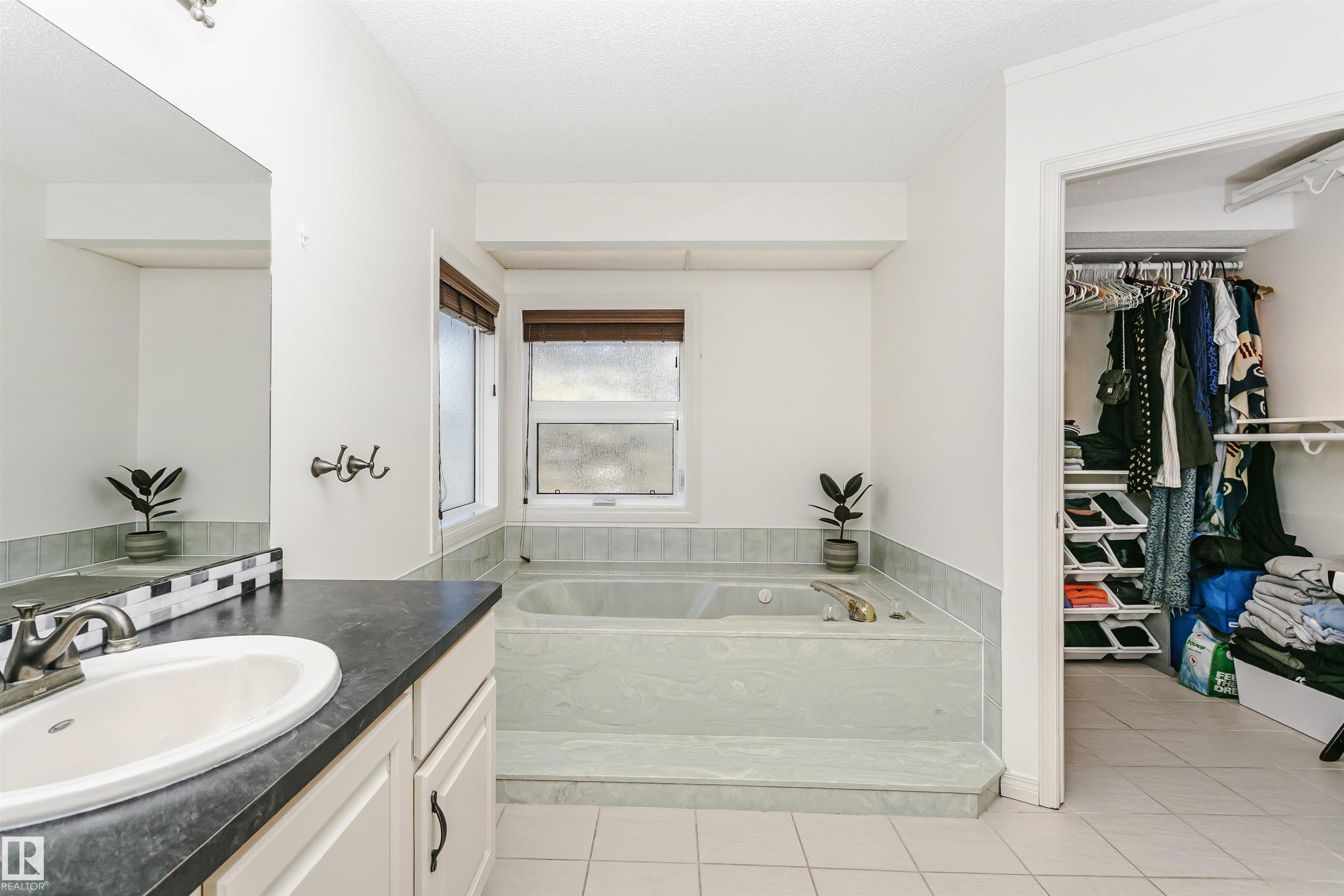 Photo 33 at 17820 57 Avenue NW, Dechene, Edmonton
