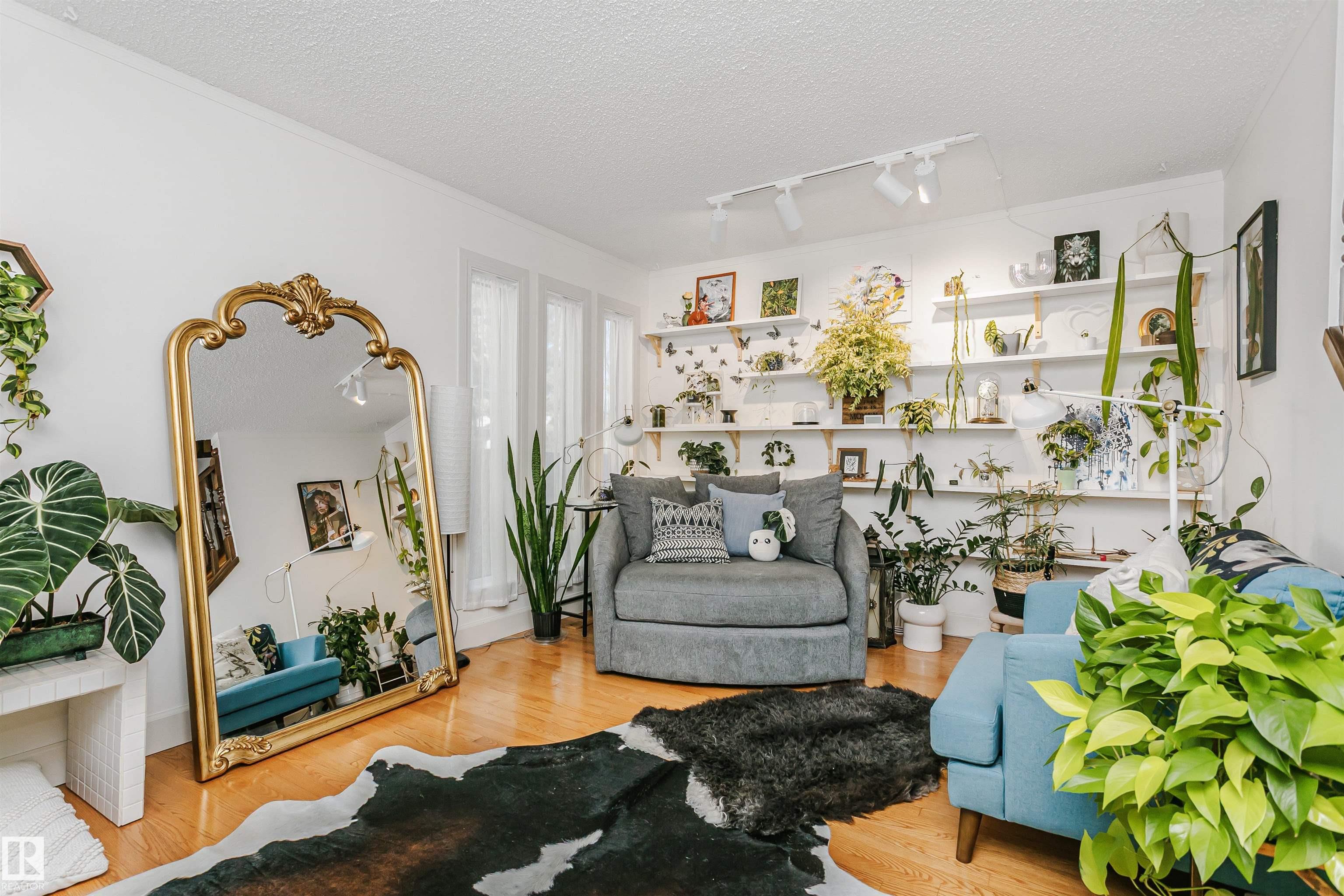 Photo 9 at 17820 57 Avenue NW, Dechene, Edmonton