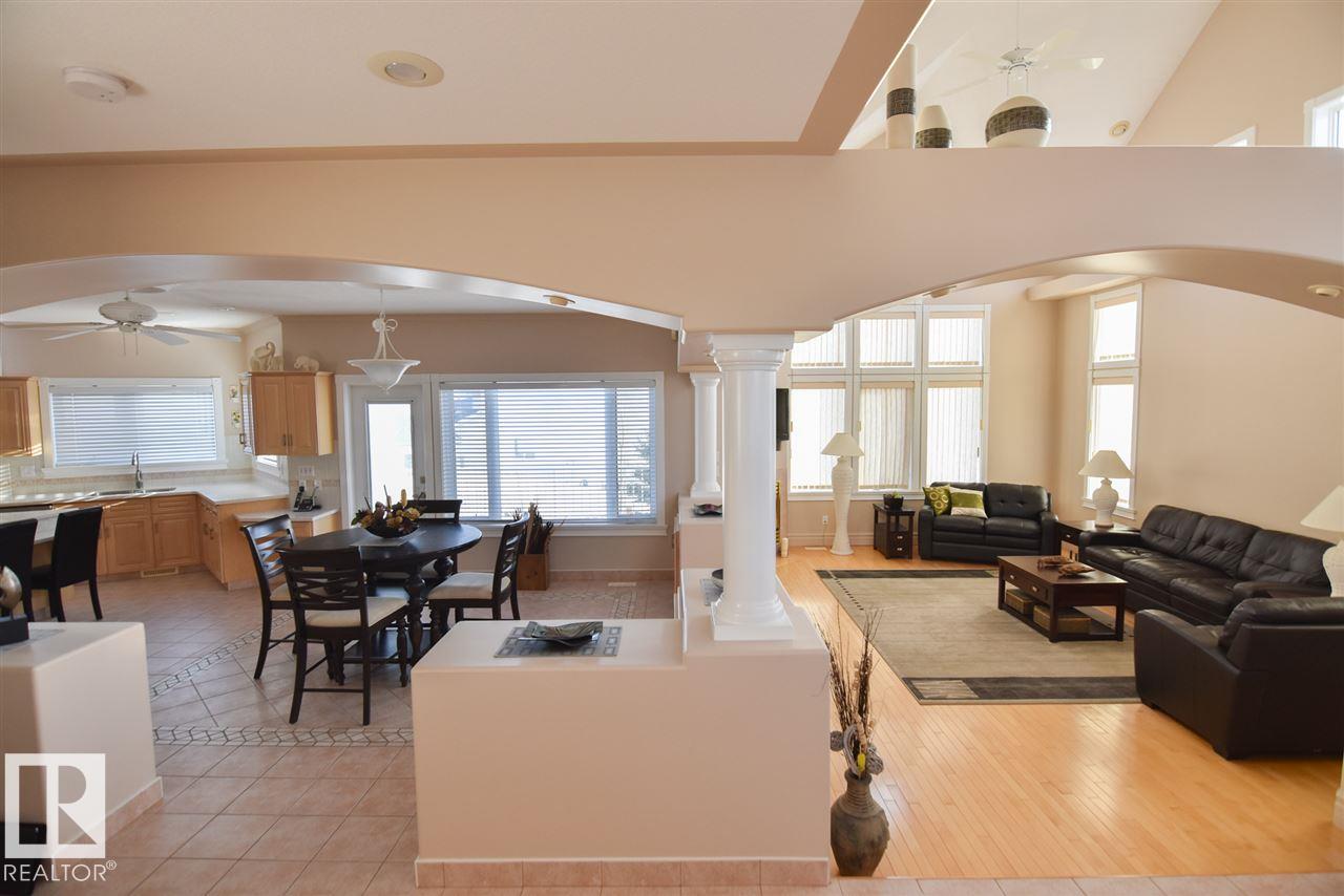 https://zimg.paragon.ice.com/ParagonImages/Property/PM/RAE/225397913/16/0/0/469b8e5634a2367b28a7be104a1a5460/1/43c0ec6194e85300ffb3482336860e1b/225397913-3E6908EB-B2C3-4A5E-B0B3-118A5BEC1D96.JPG