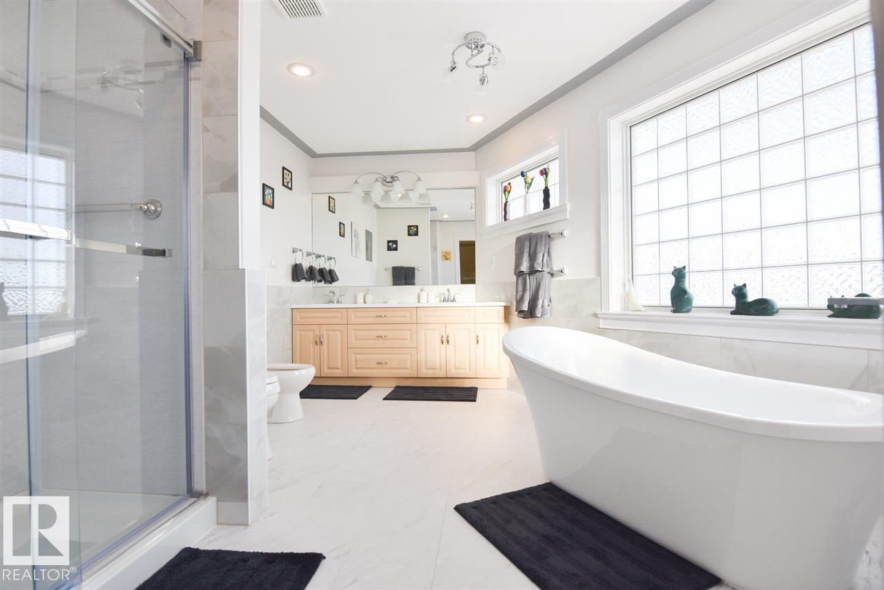 https://zimg.paragon.ice.com/ParagonImages/Property/PM/RAE/225397913/22/0/0/0551bdd1e069aa2281e5e914ede86001/1/43c0ec6194e85300ffb3482336860e1b/225397913-2E39BF14-76BB-41C8-9BEE-5B1649549013.JPG