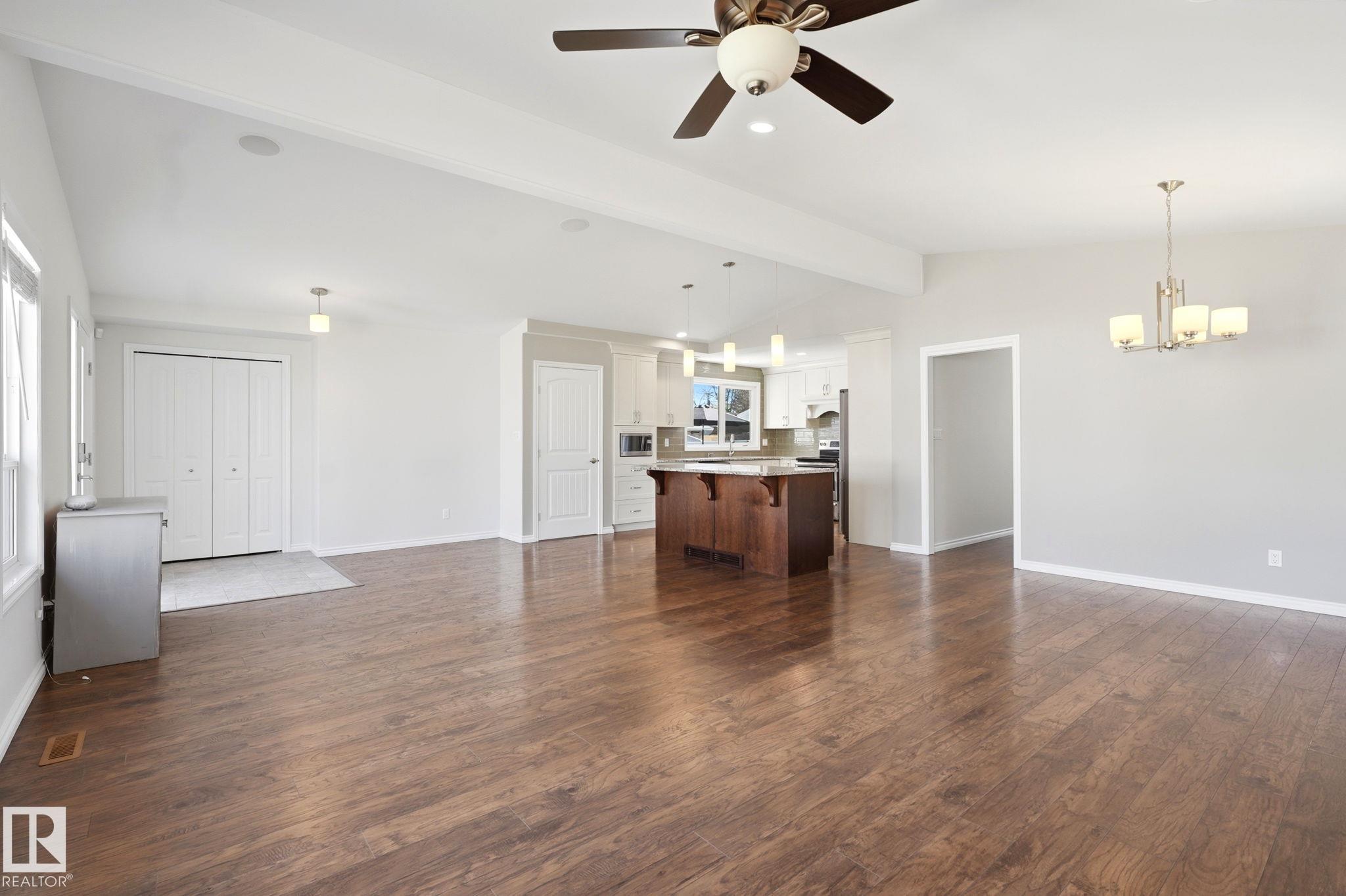 Photo 10 at 30 Afton Crescent, Akinsdale, St. Albert