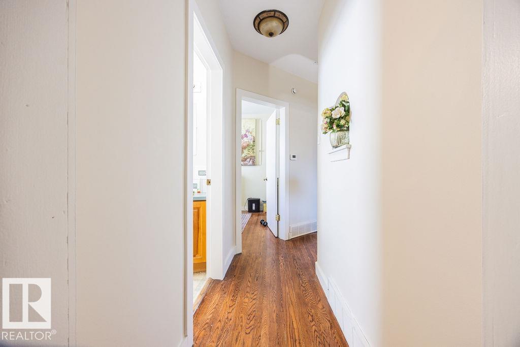 https://zimg.paragon.ice.com/ParagonImages/Property/PM/RAE/225397934/22/0/0/1805c152f1a514c7d82be9cc86736d91/1/cf982ccae2d1dc2320eee0255d3791e9/225397934-de792be1-e94b-48b7-8fef-51b42573b220.JPG