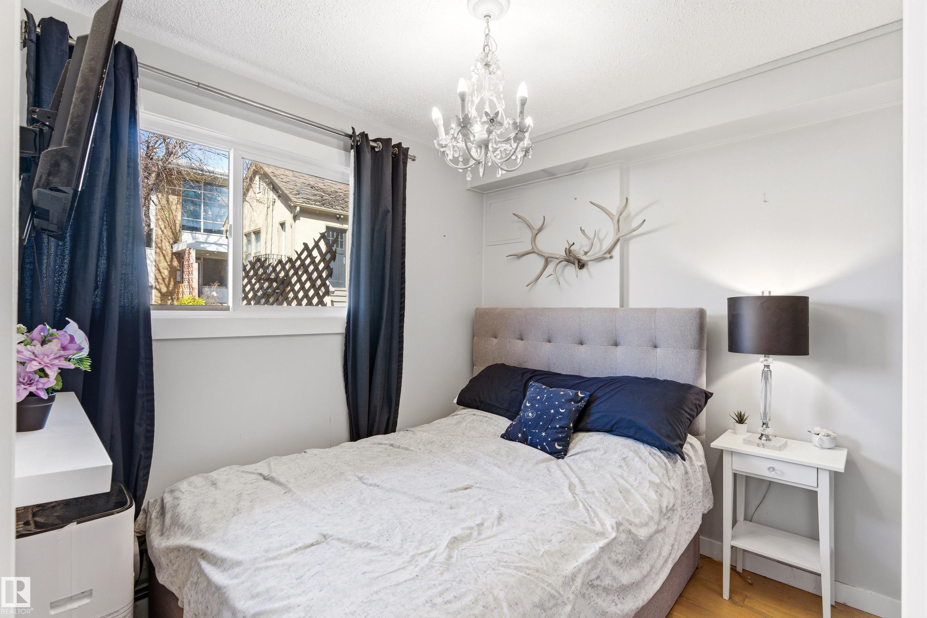 https://zimg.paragon.ice.com/ParagonImages/Property/PM/RAE/225397945/10/0/0/03e4a8346e52a05095ead709645c7565/1/185215fee68bb384afb98793c25cc26b/225397945-421cb6ff-b6aa-4072-9e78-aea7050d1b7d.JPG