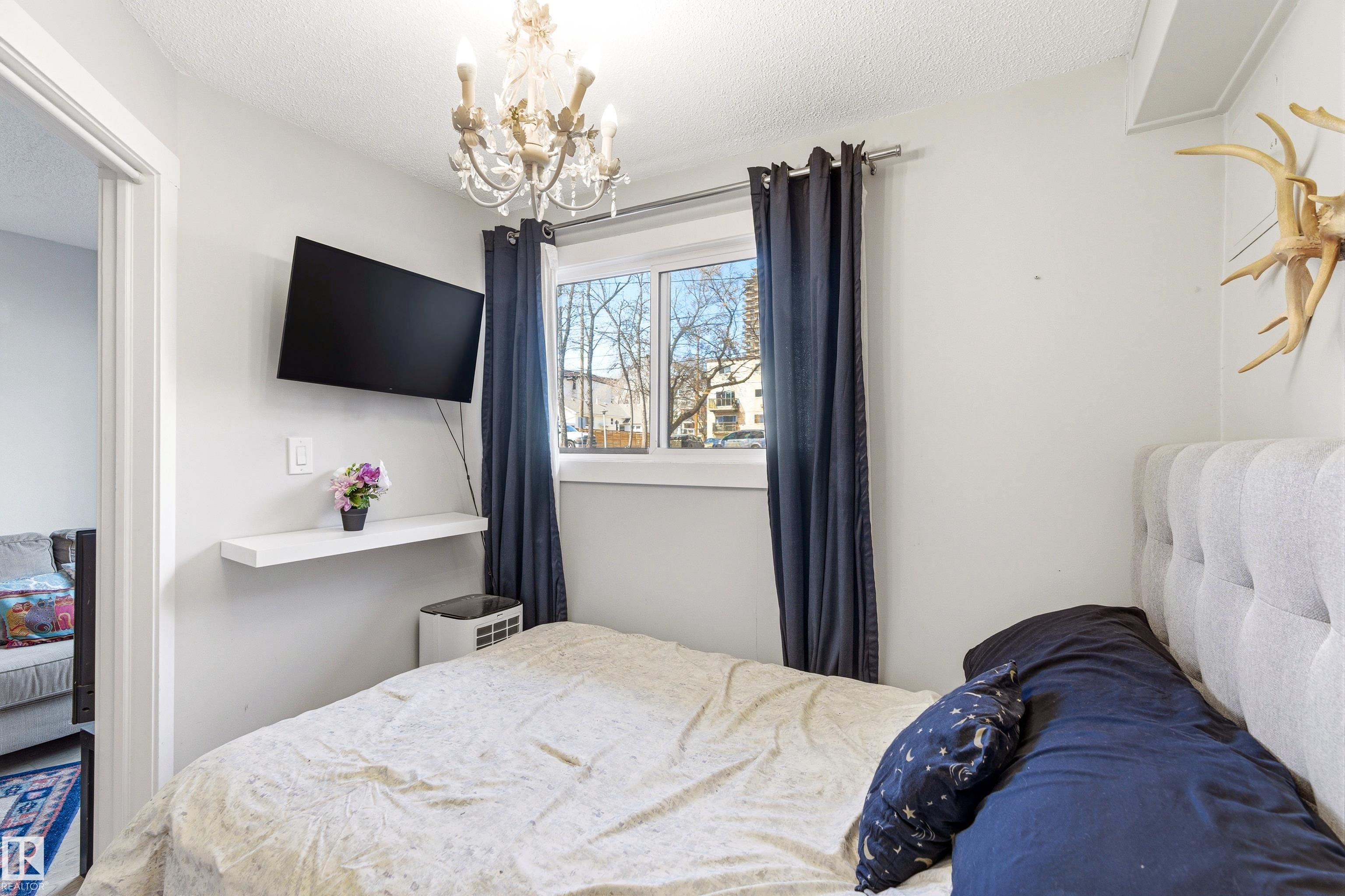 Photo 13 at 105 - 10230 120 Street NW, Wîhkwêntôwin, Edmonton