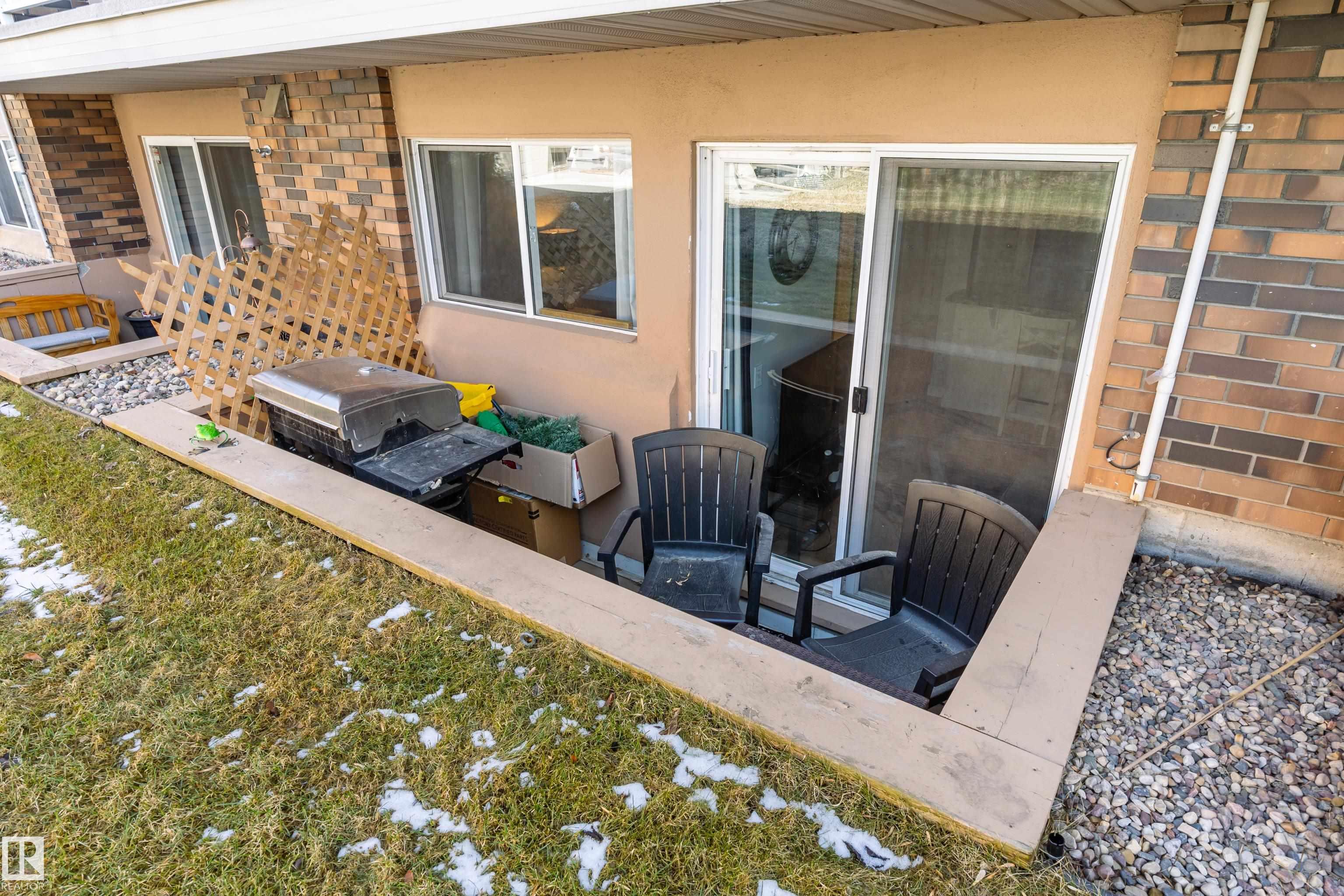 https://zimg.paragon.ice.com/ParagonImages/Property/PM/RAE/225397945/16/0/0/0b45656eb9aead456ce6d8072dd99cc8/1/185215fee68bb384afb98793c25cc26b/225397945-c254e231-9af3-4176-8656-7ccd37b66035.JPG