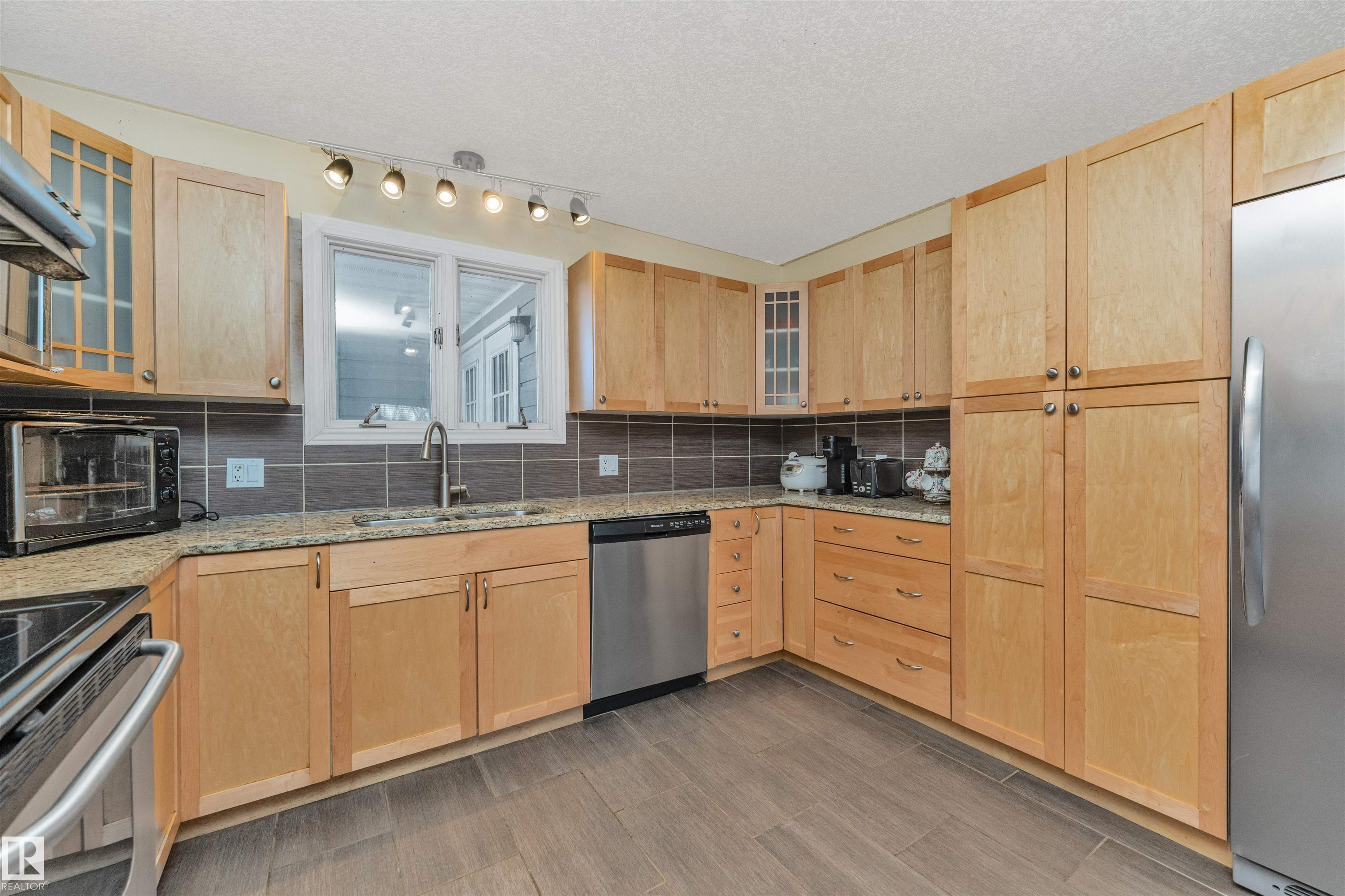 Photo 20 at 6016 177 Street NW, Gariepy, Edmonton
