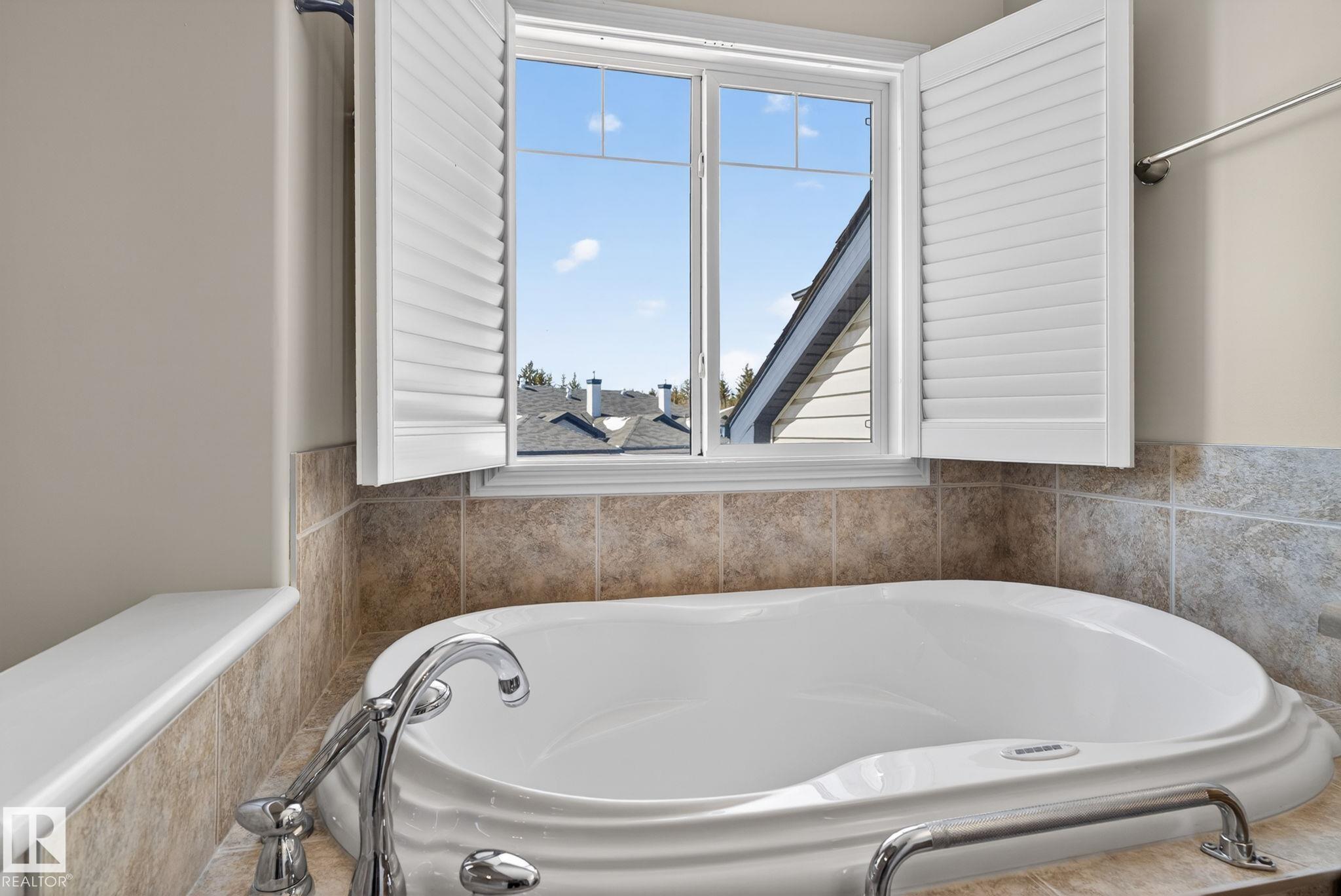 Photo 30 at 34 - 3003 34 Avenue NW, Wild Rose, Edmonton