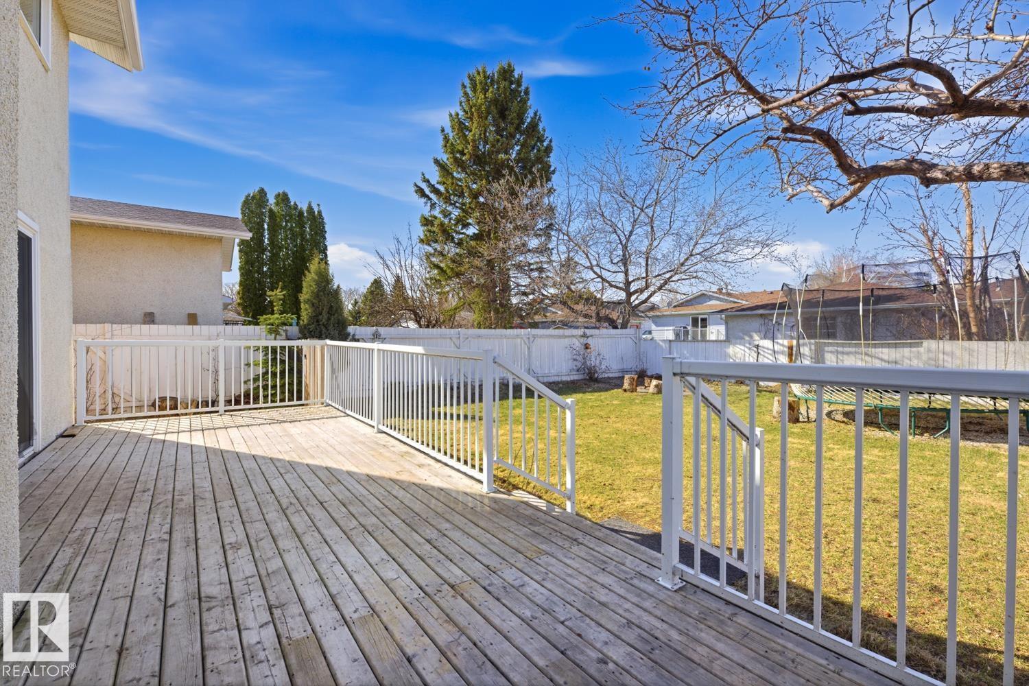 Photo 39 at 17604 85 Avenue NW, Thorncliffe, Edmonton