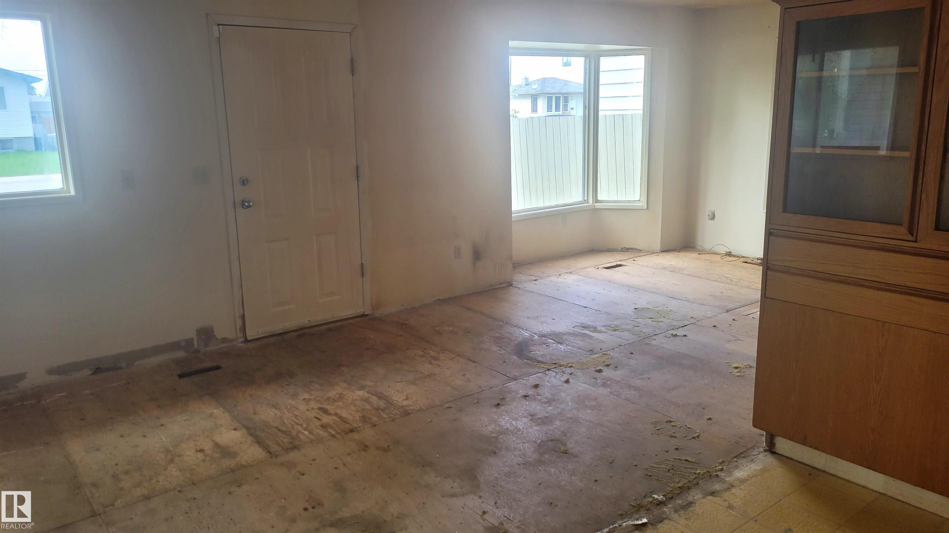 Picture for 9921 162 ST NW