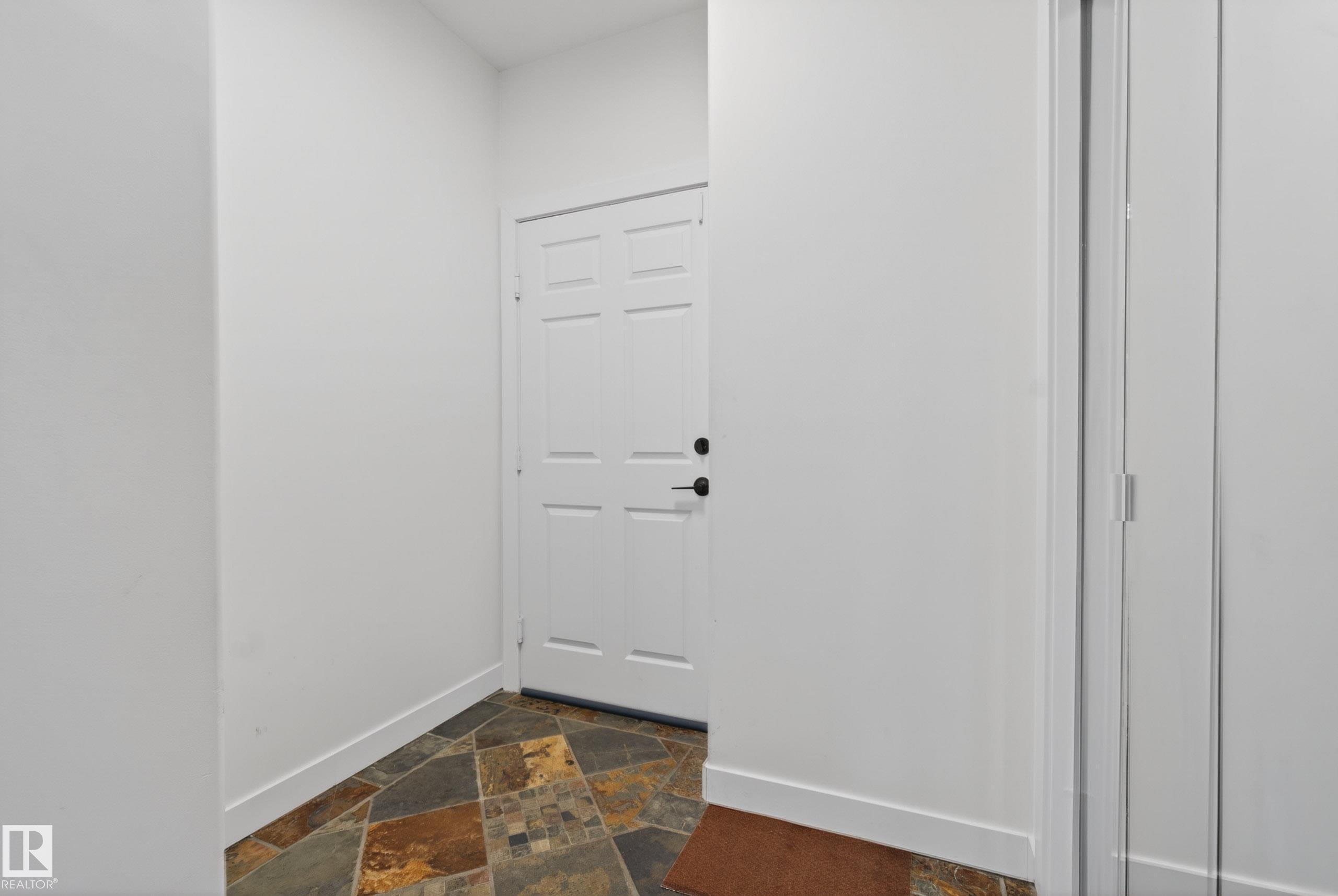Photo 12 at 205 - 10011 110 Street NW, Wîhkwêntôwin, Edmonton