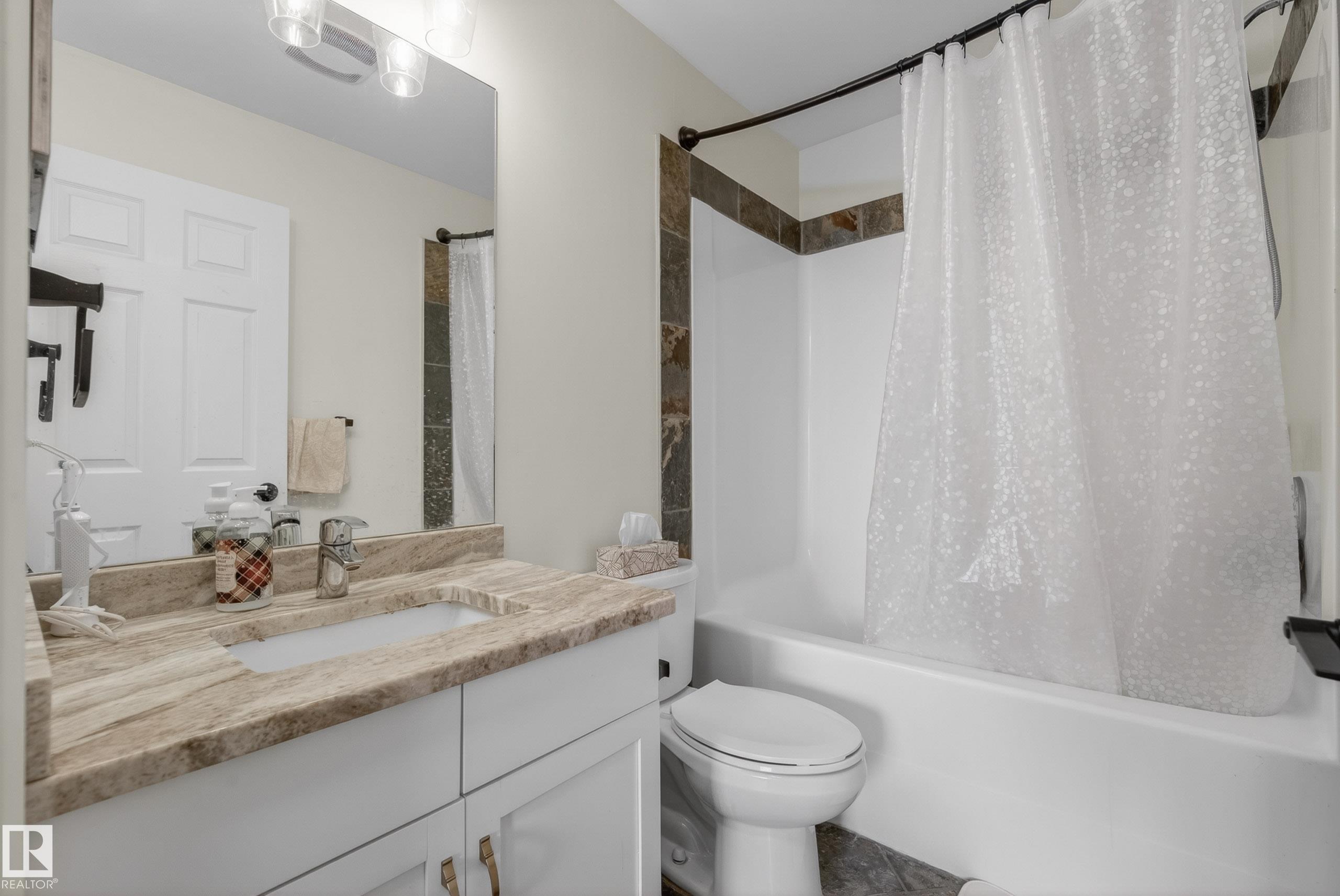 Photo 26 at 205 - 10011 110 Street NW, Wîhkwêntôwin, Edmonton