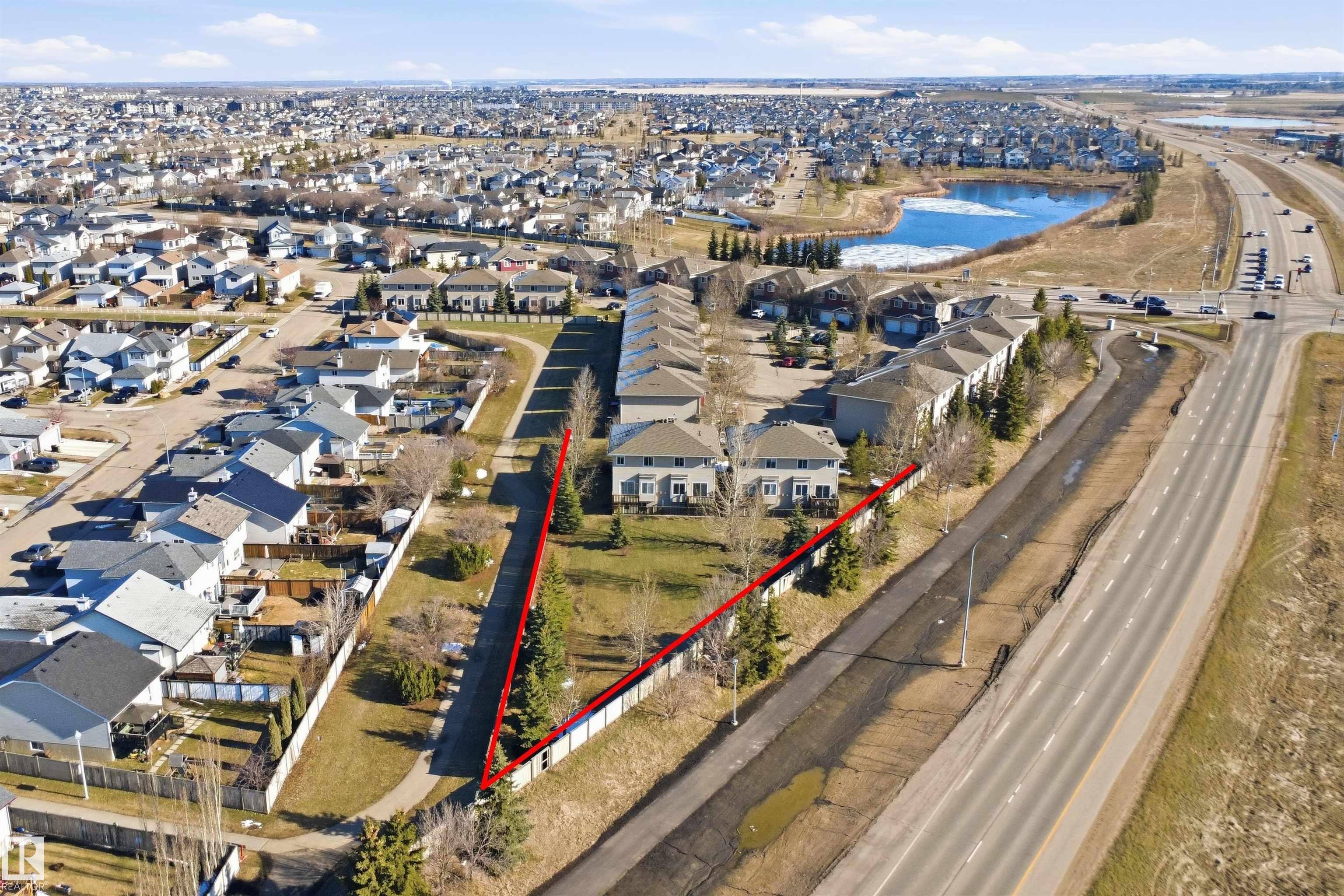 https://zimg.paragon.ice.com/ParagonImages/Property/PM/RAE/225397967/41/0/0/9e815ba95ce53cbc4822534ed7490b9d/1/f66a4c6517b78ba93e29e13abfb2f456/225397967-ab2ed3a2-c24f-4490-935a-40d0617081e1.JPG