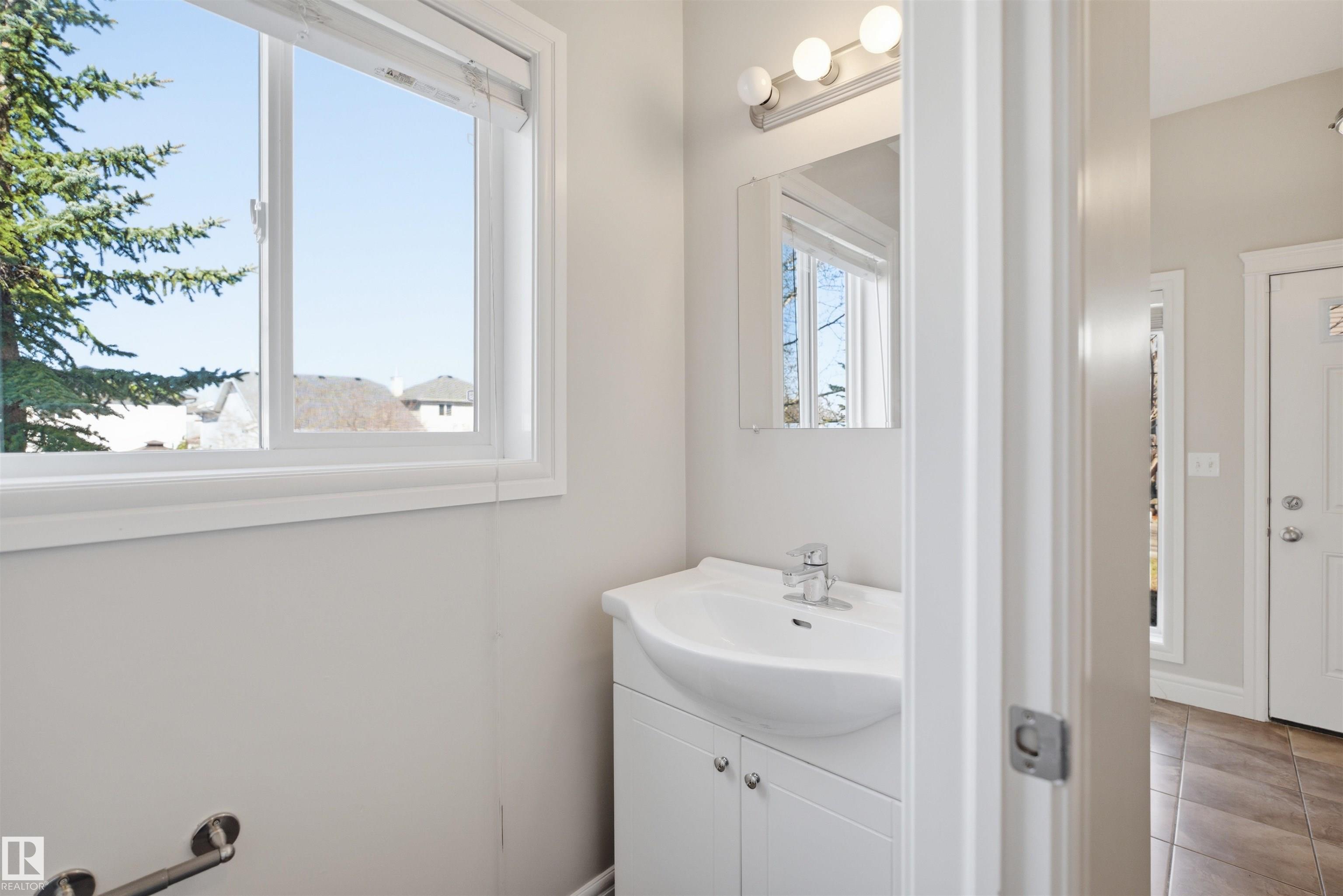 https://zimg.paragon.ice.com/ParagonImages/Property/PM/RAE/225397967/6/0/0/68686914444f5231ca12bcea27c87a1b/1/f66a4c6517b78ba93e29e13abfb2f456/225397967-f6d0d720-92e6-4475-a5c0-a3fe831f3e50.JPG