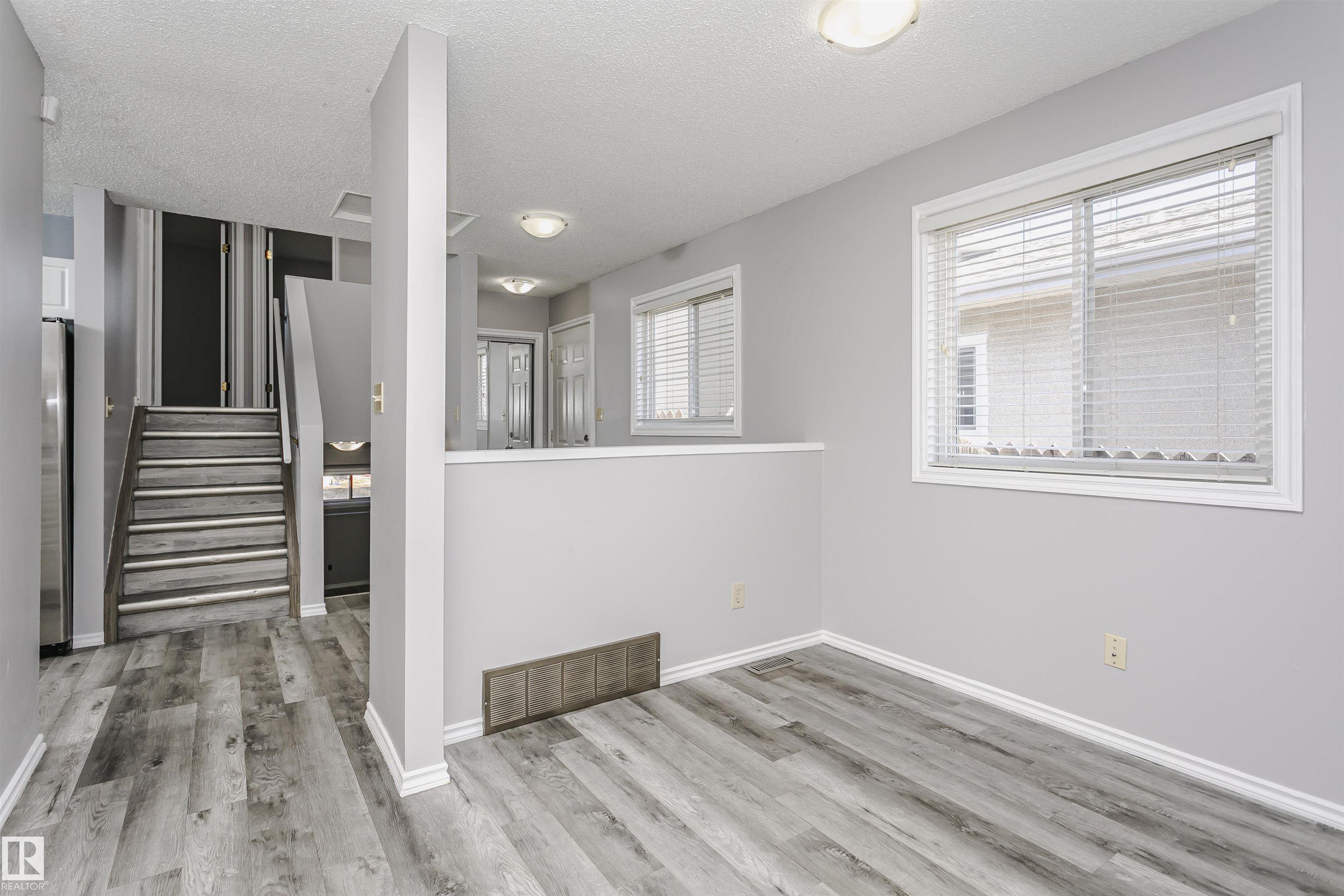 Photo 14 at 7428 188 Street NW, Lymburn, Edmonton
