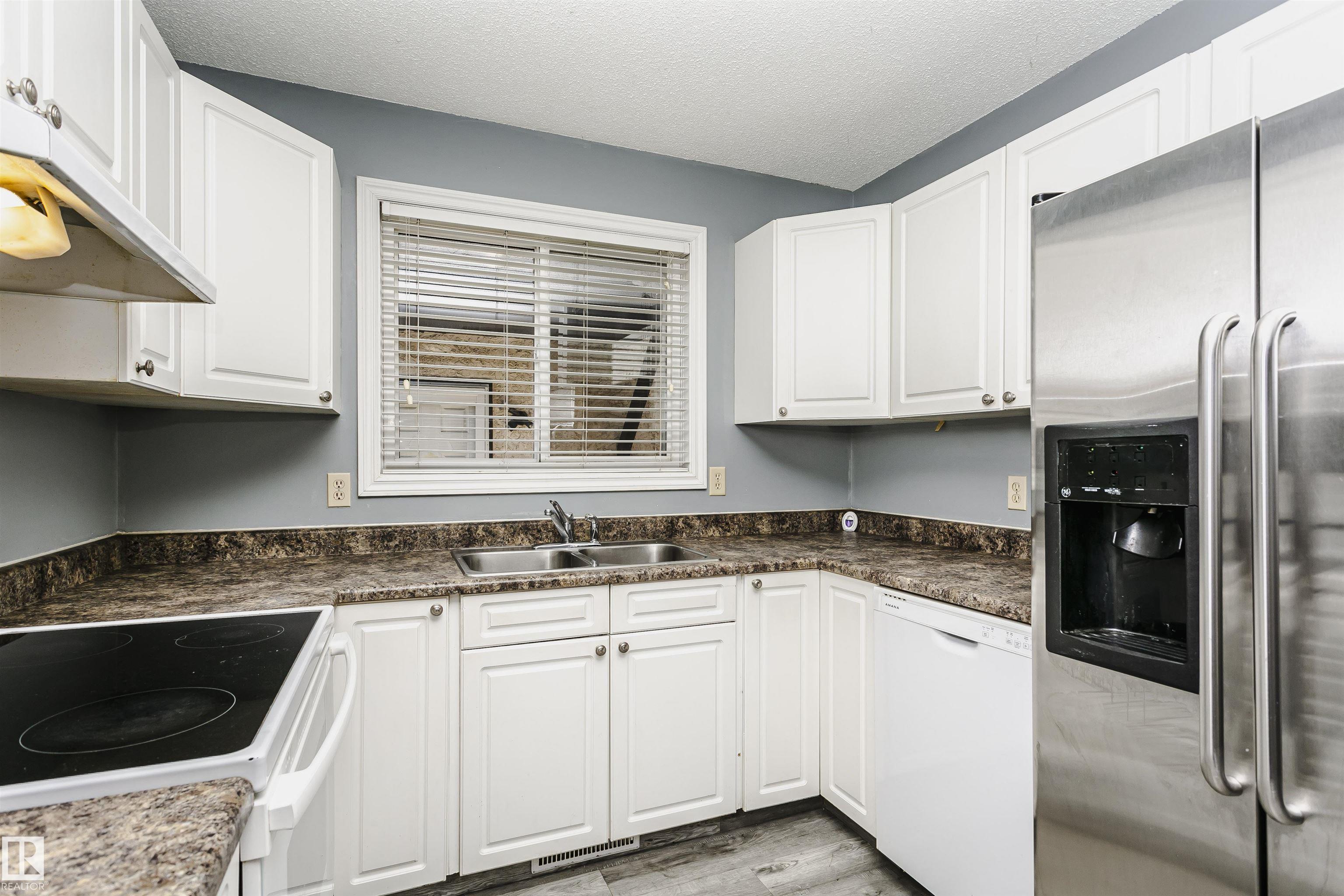 Photo 15 at 7428 188 Street NW, Lymburn, Edmonton