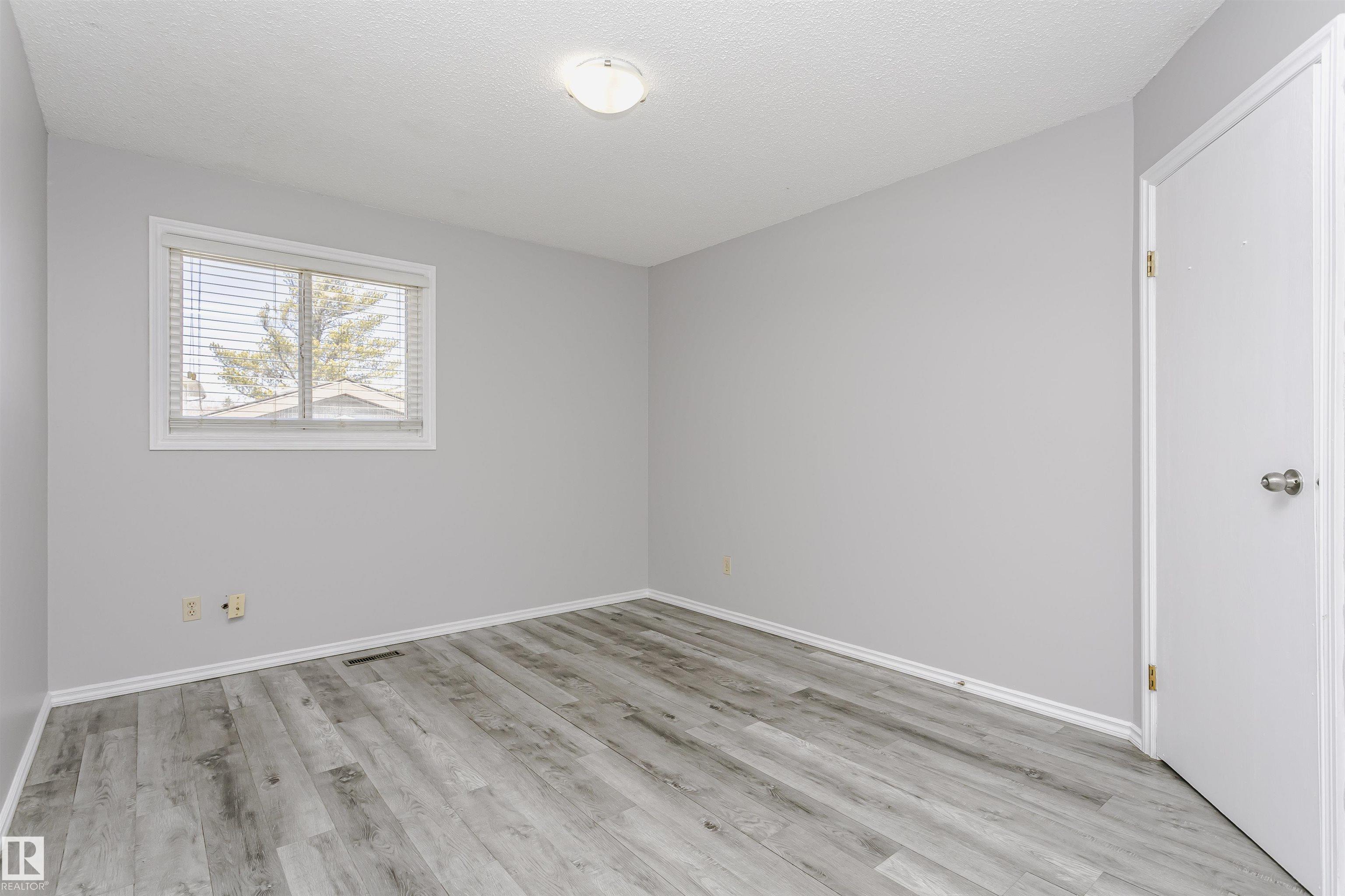 Photo 23 at 7428 188 Street NW, Lymburn, Edmonton