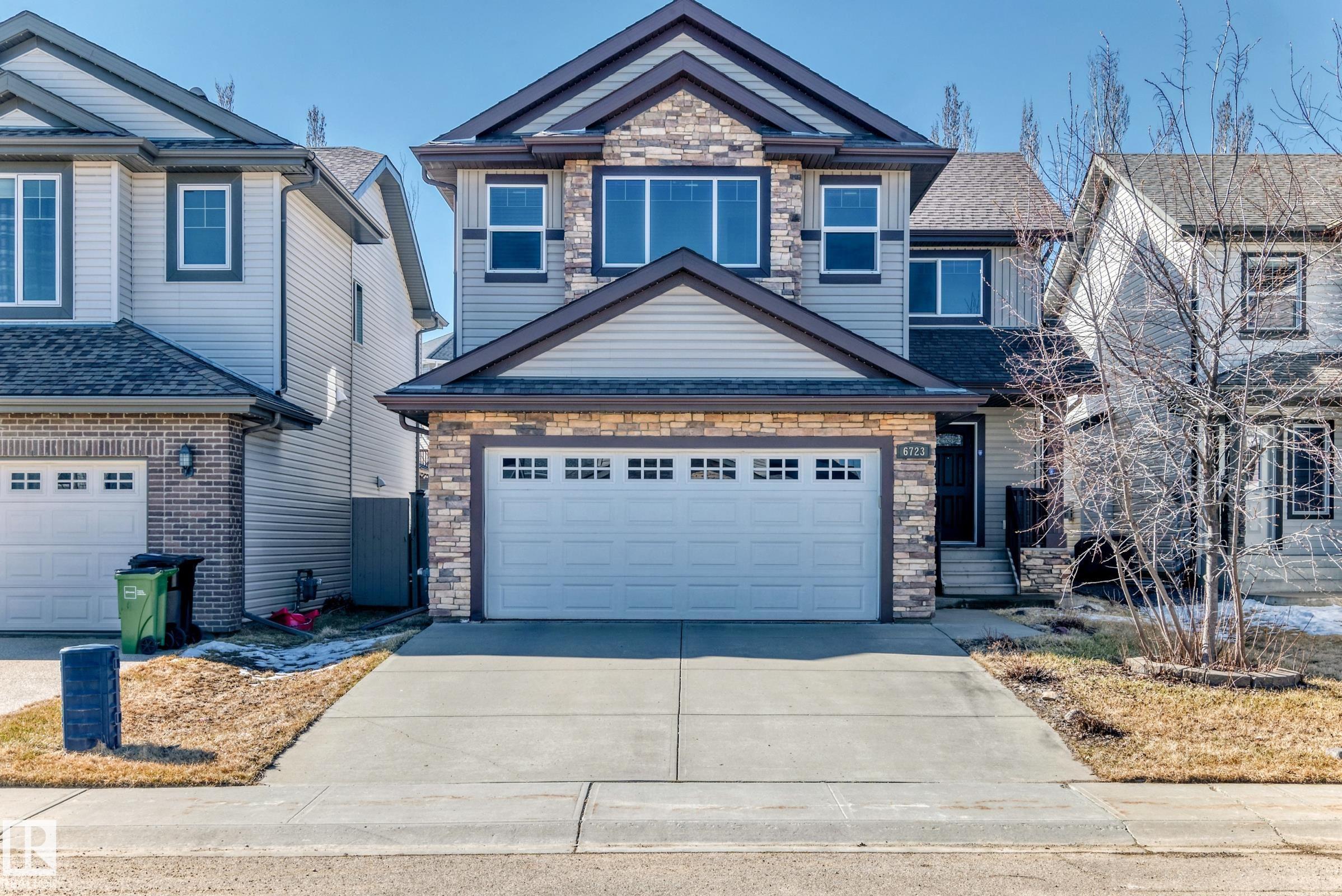 6723 19 Avenue SW, Summerside, Edmonton photo number 2