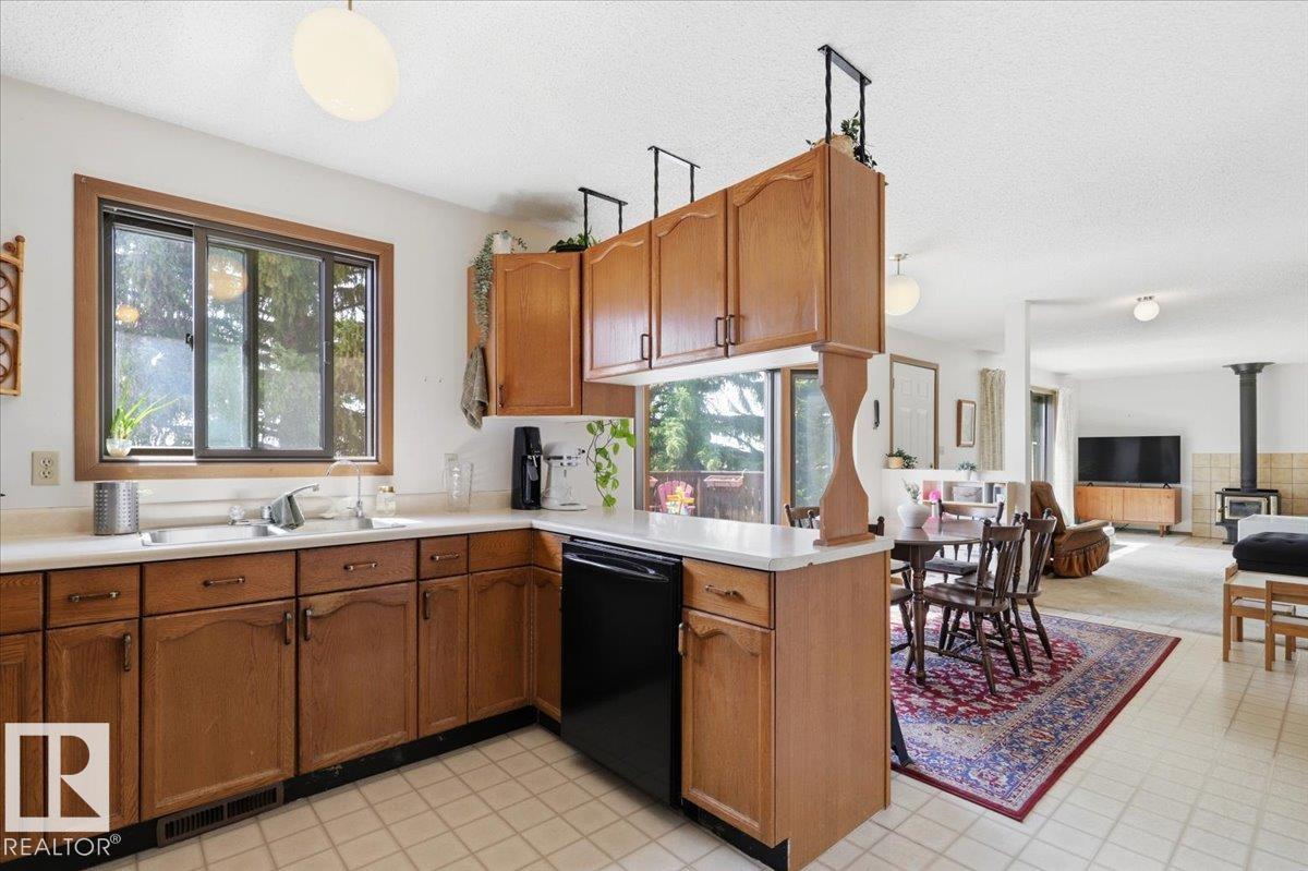 Photo 12 at 49059 Rge Road 265, None, Rural Leduc County