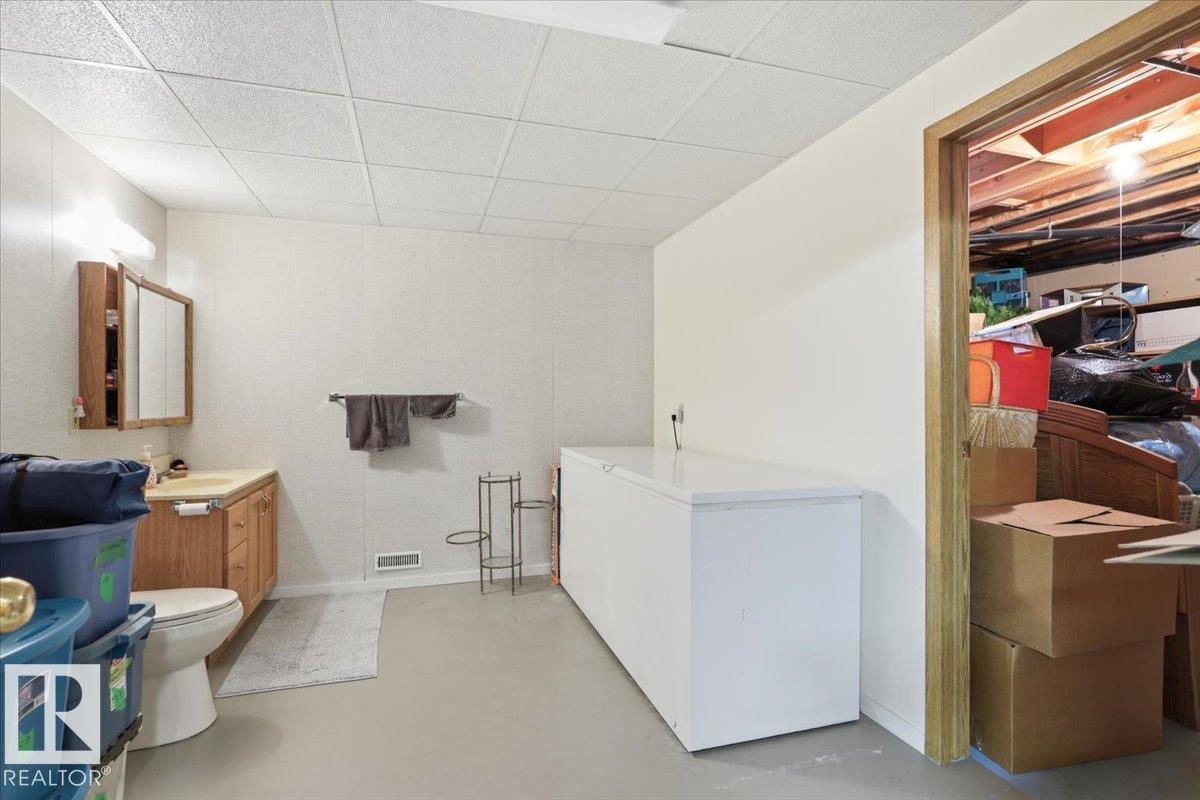 Photo 32 at 49059 Rge Road 265, None, Rural Leduc County