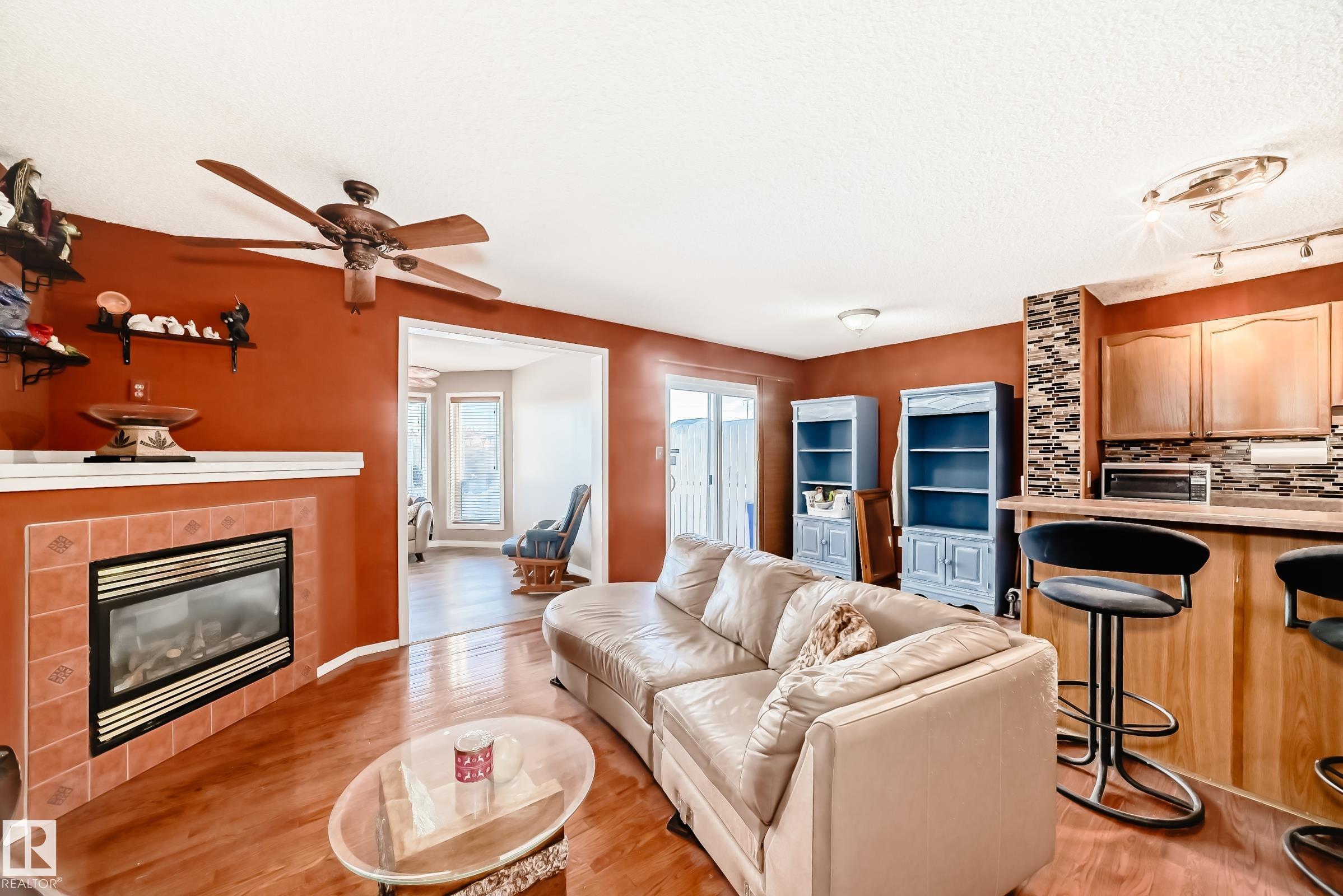 Photo 18 at 2927 30 Street NW, Silver Berry, Edmonton