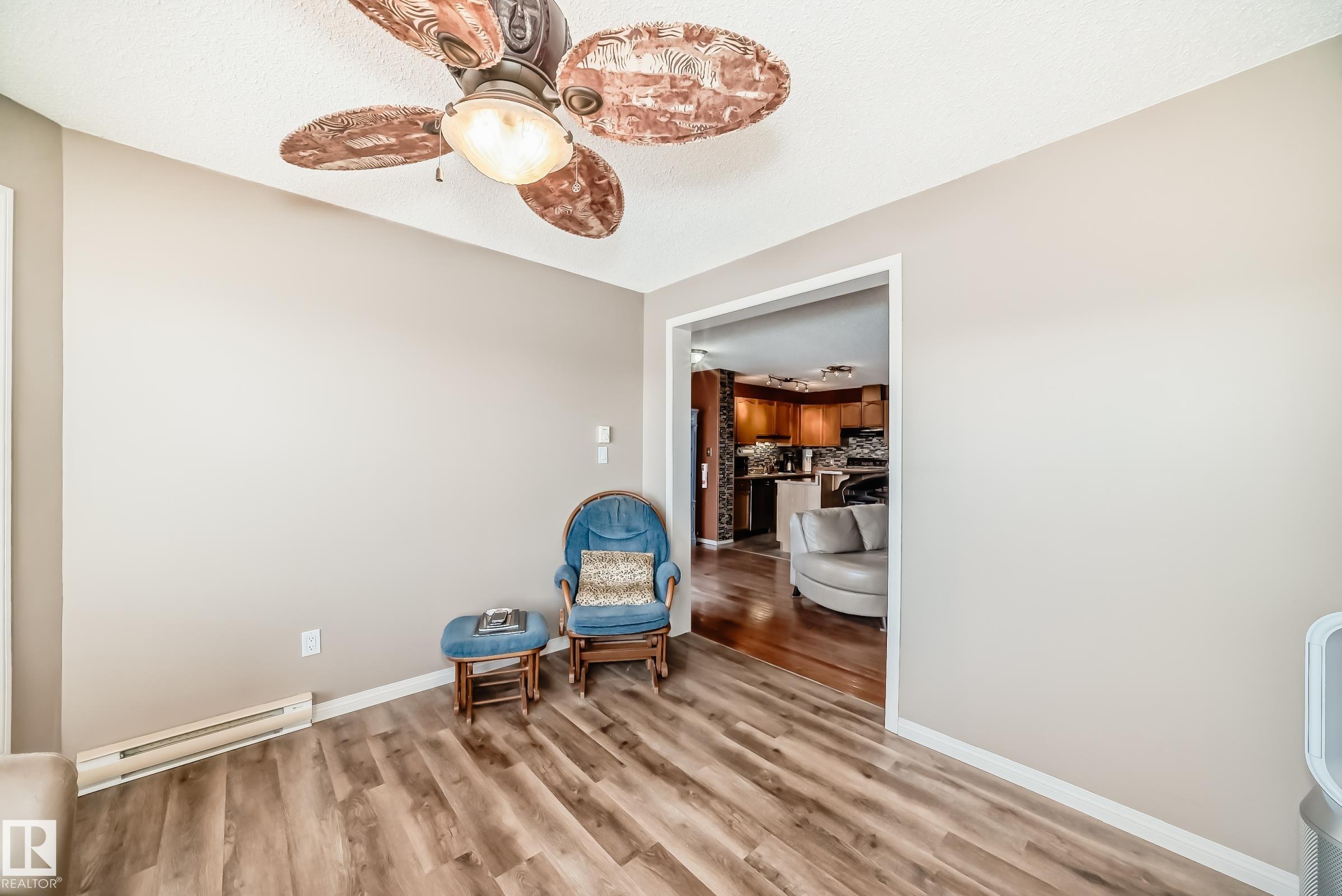Photo 22 at 2927 30 Street NW, Silver Berry, Edmonton