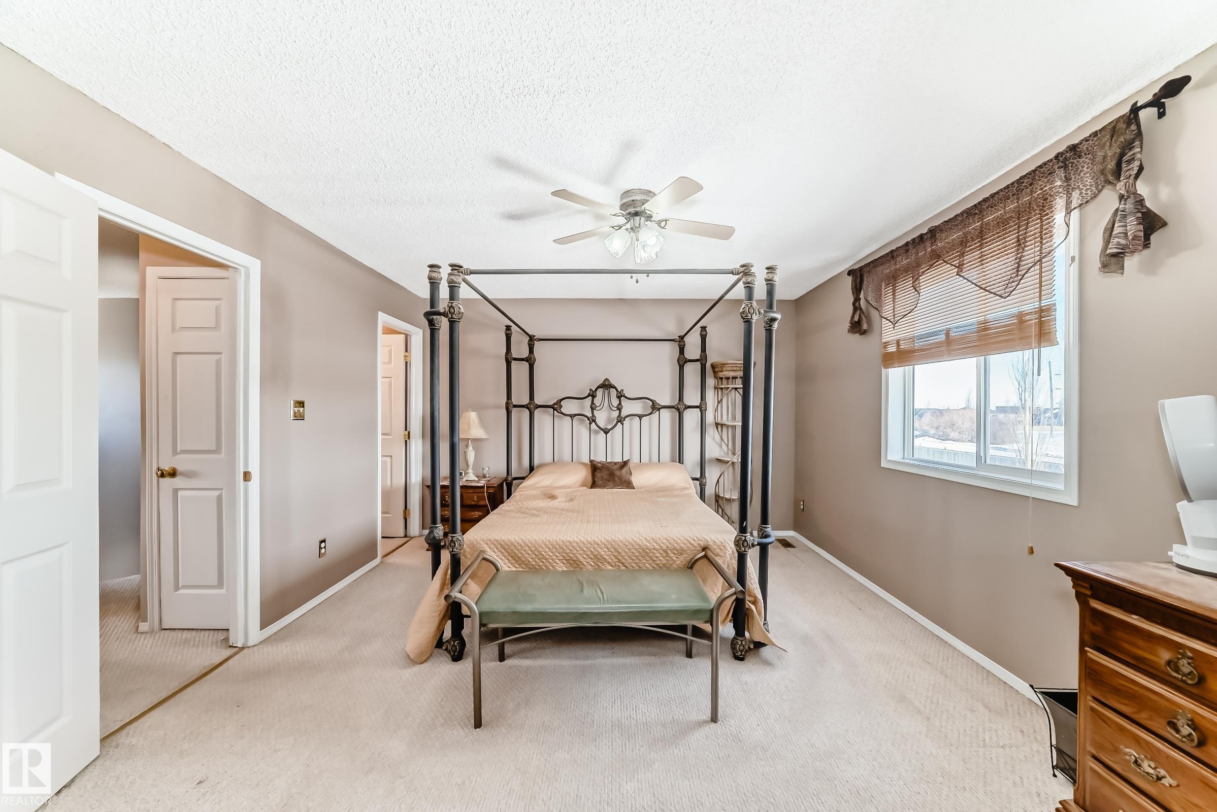 Photo 23 at 2927 30 Street NW, Silver Berry, Edmonton