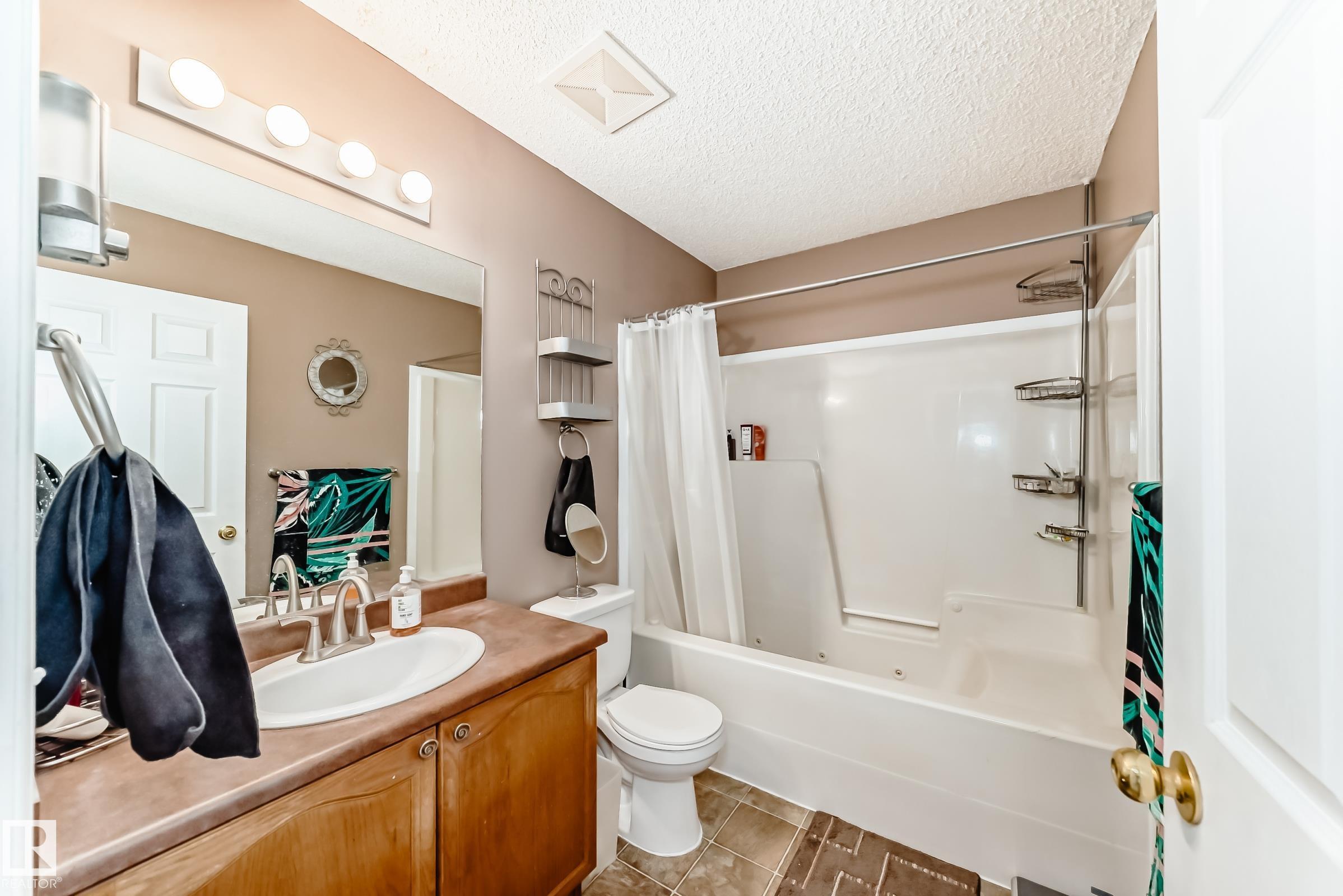 Photo 36 at 2927 30 Street NW, Silver Berry, Edmonton