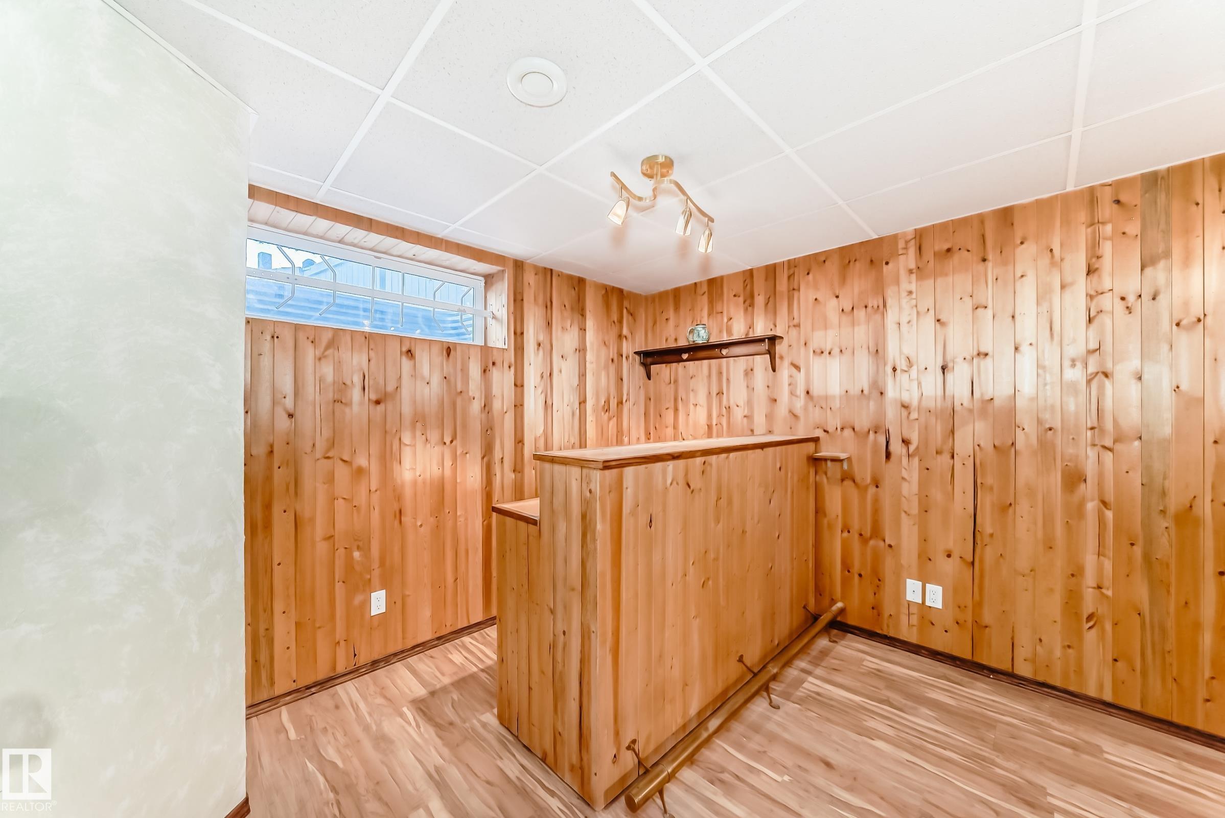 Photo 39 at 2927 30 Street NW, Silver Berry, Edmonton